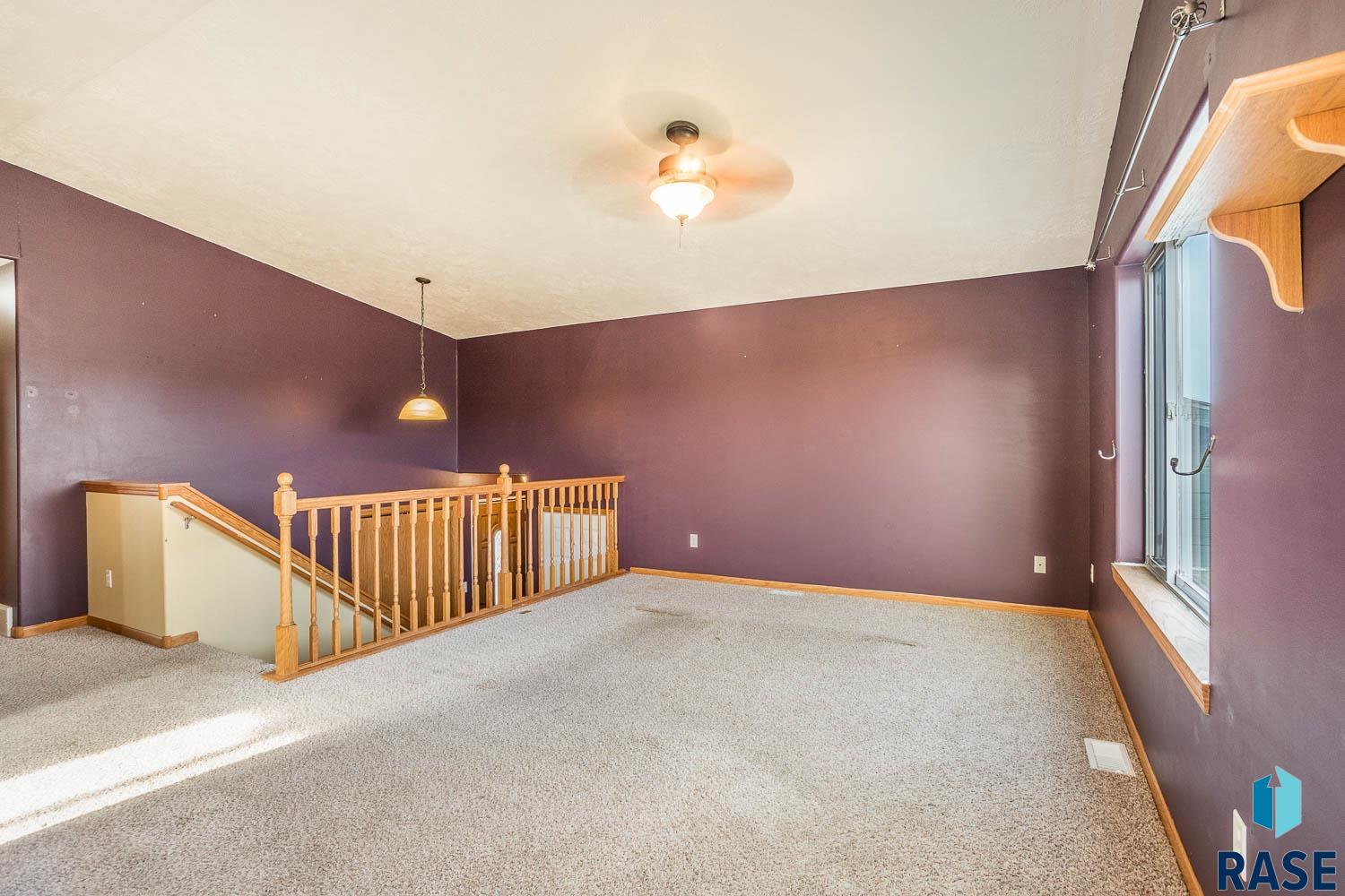 108 N Sund St Street, Worthing, South Dakota image 3