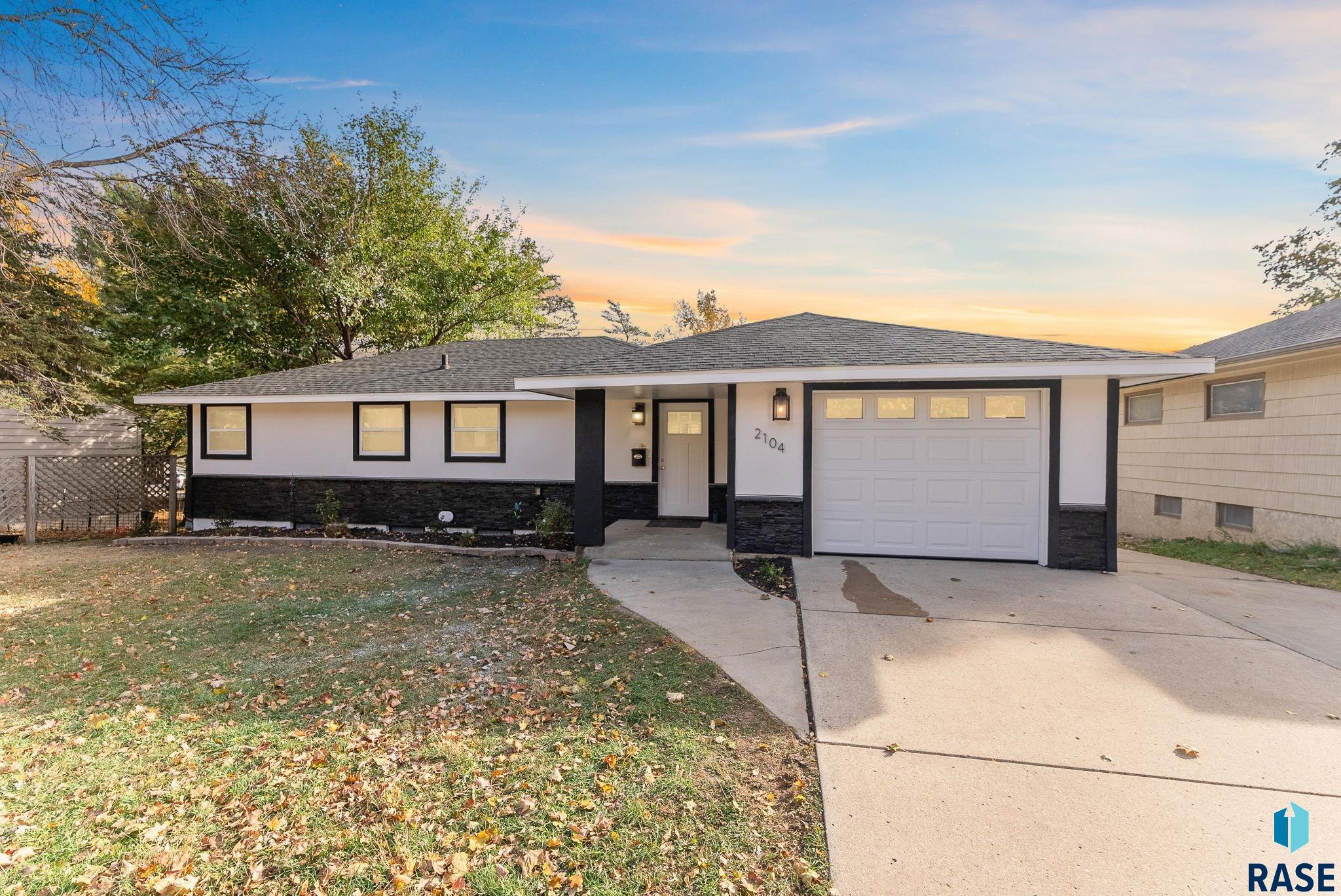 2104 S Cliff Ave Avenue, Sioux Falls, South Dakota image 1