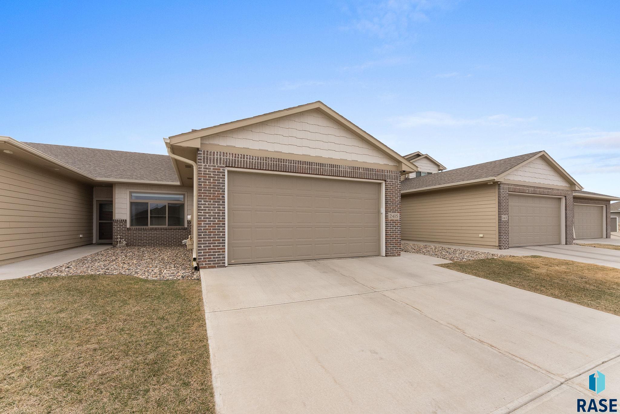 Sioux Falls, South Dakota 57106, United States, 3 Bedrooms Bedrooms, ,2 BathroomsBathrooms,Residential,Active,98731