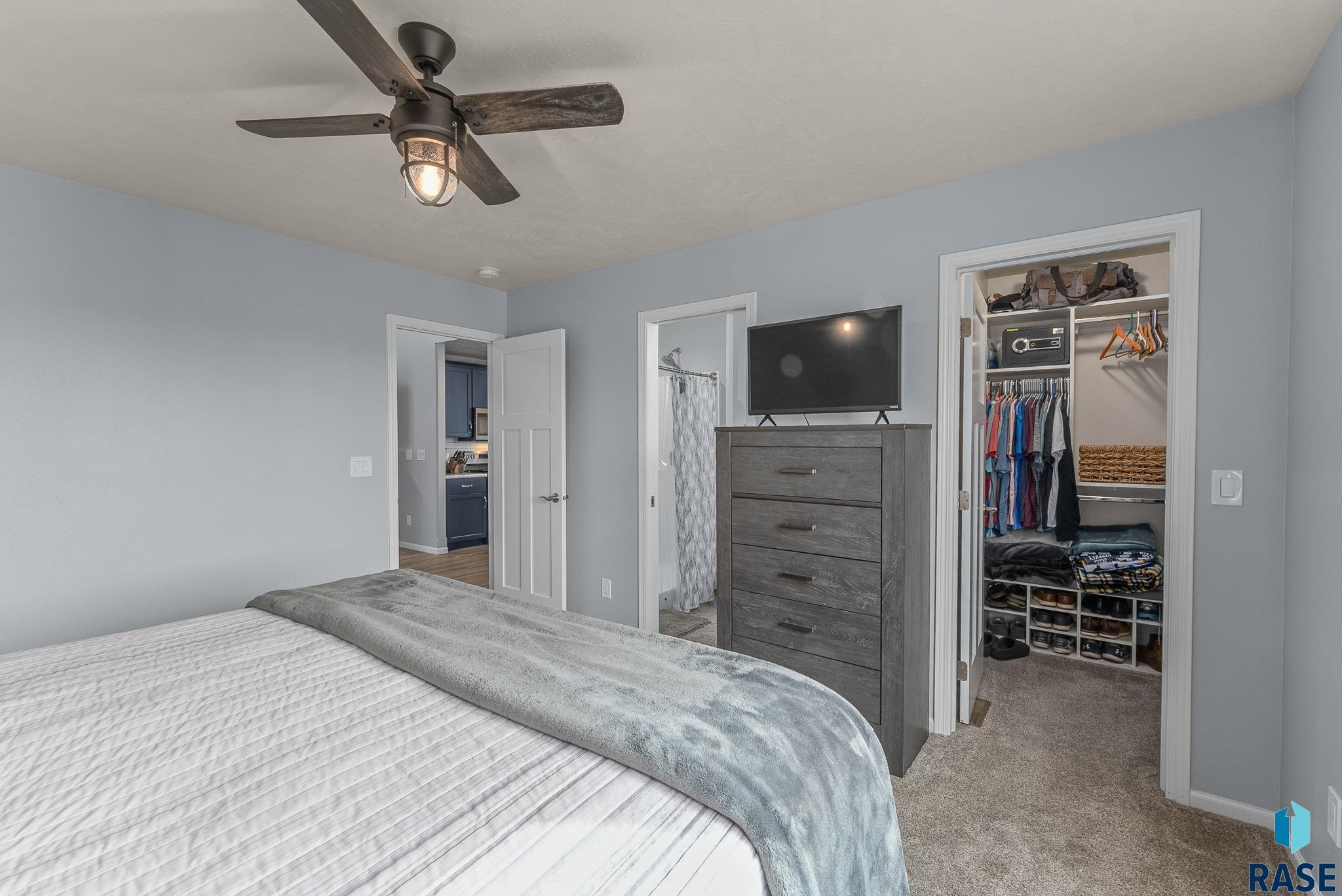 2405 S Kinderhook Ave Avenue, Sioux Falls, South Dakota image 24