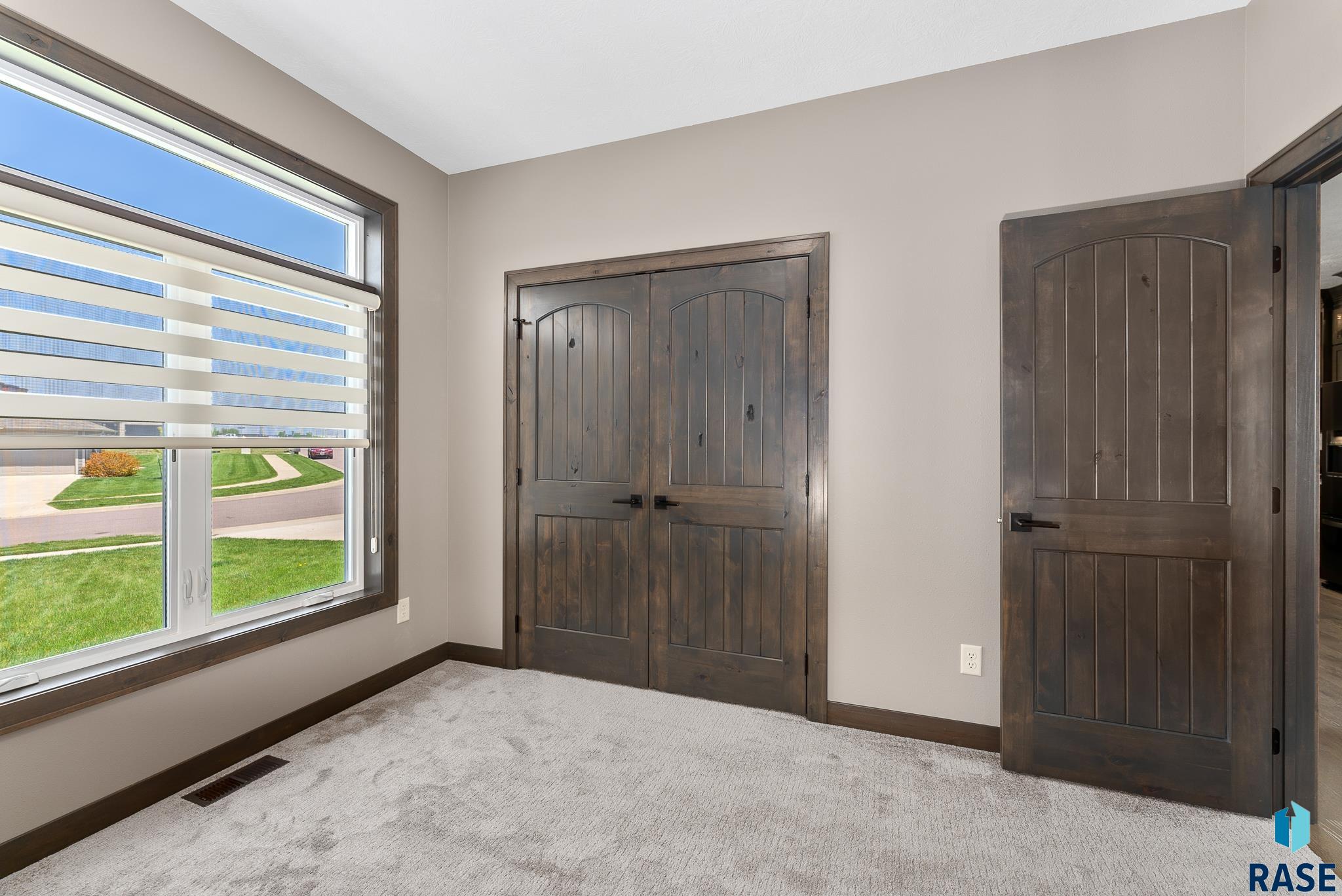 4251 N Knob Hill Ct Court, Sioux Falls, South Dakota image 33