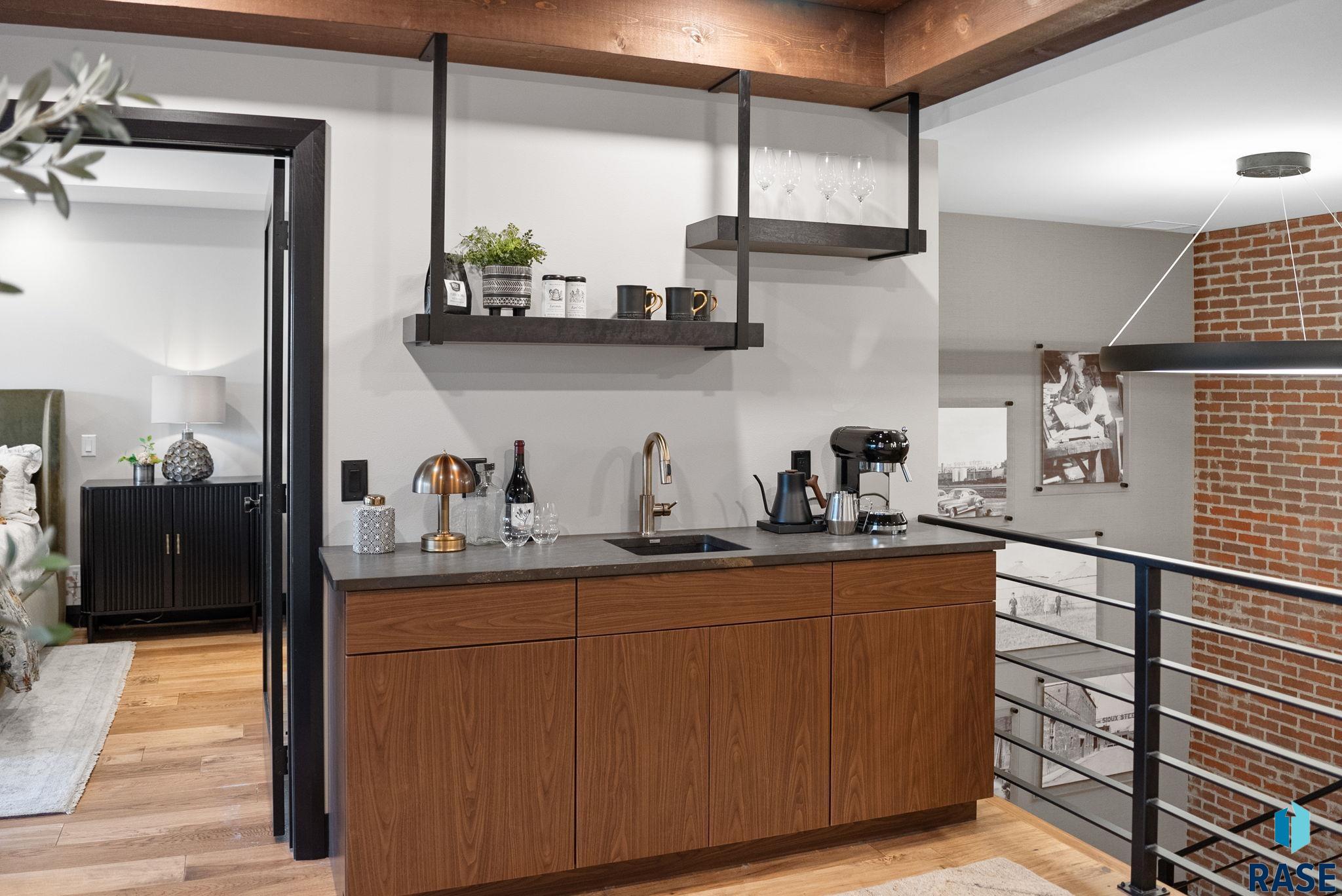 151 E 4th Pl Place #102, Sioux Falls, New Jersey image 36