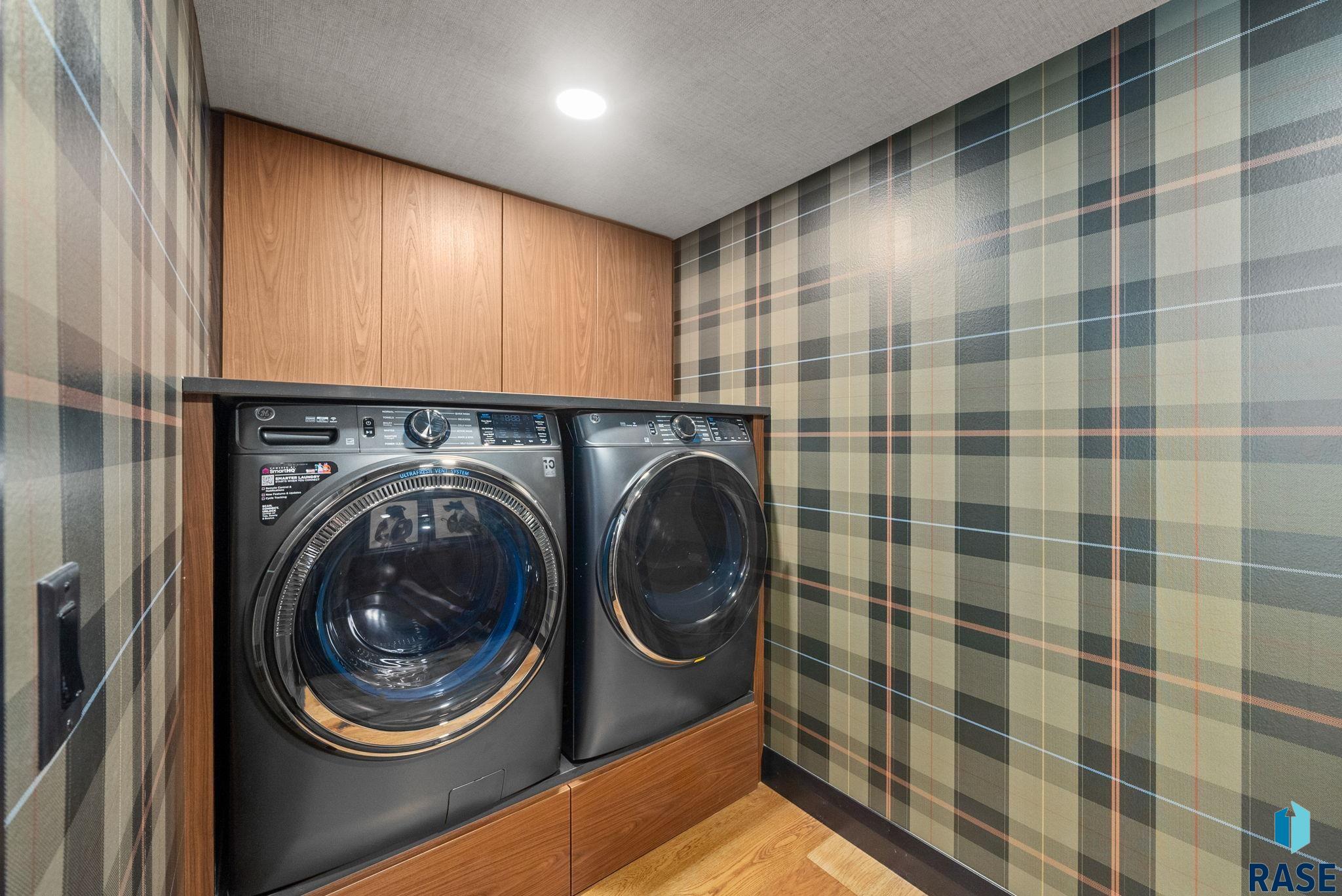151 E 4th Pl Place #102, Sioux Falls, New Jersey image 39