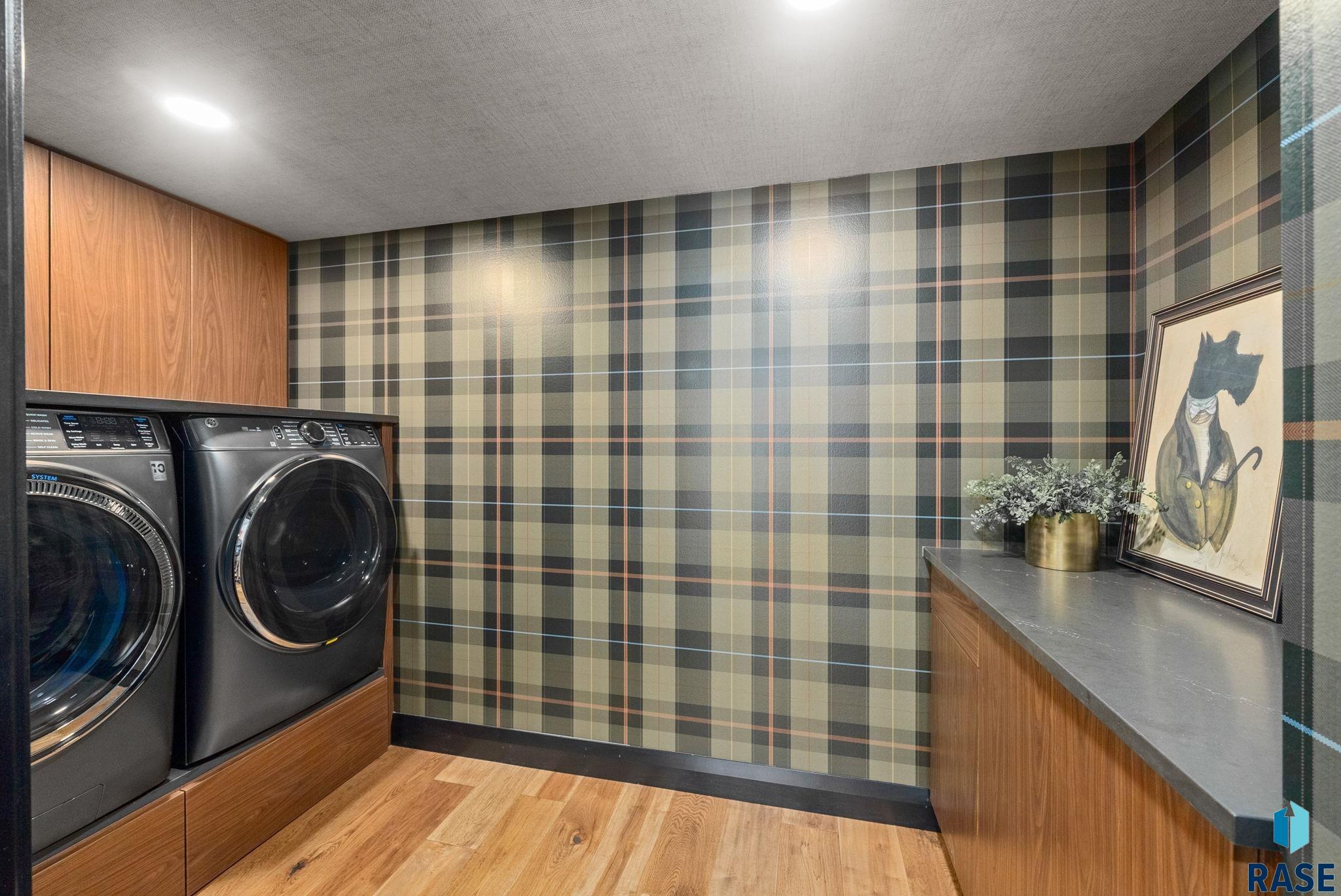 151 E 4th Pl Place #102, Sioux Falls, New Jersey image 38