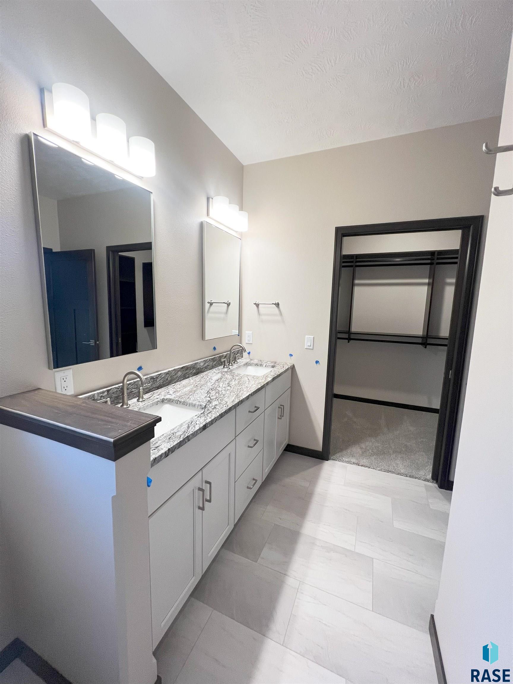 8113 W 24th St Street, Sioux Falls, South Dakota image 14