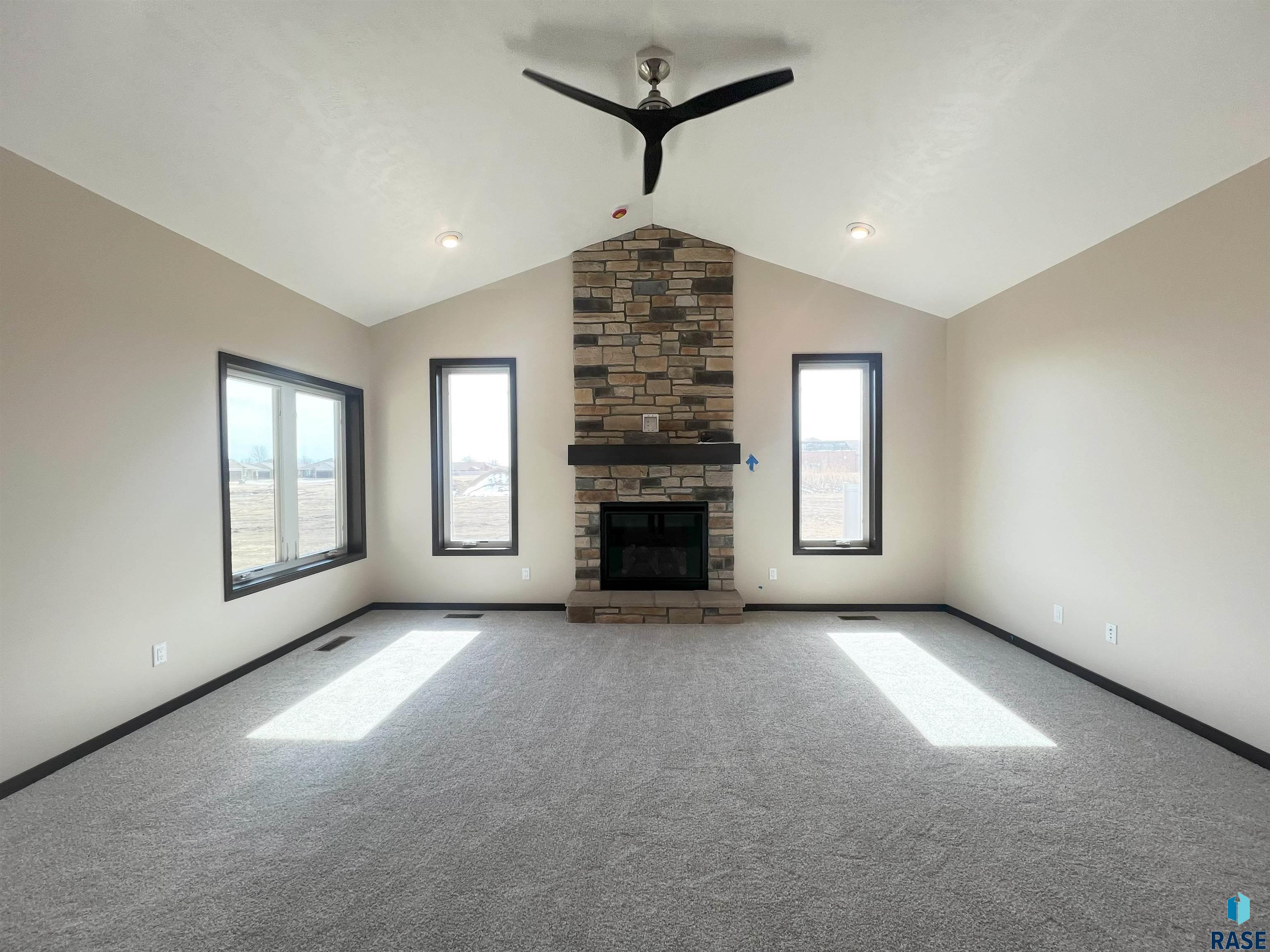 8113 W 24th St Street, Sioux Falls, South Dakota image 7