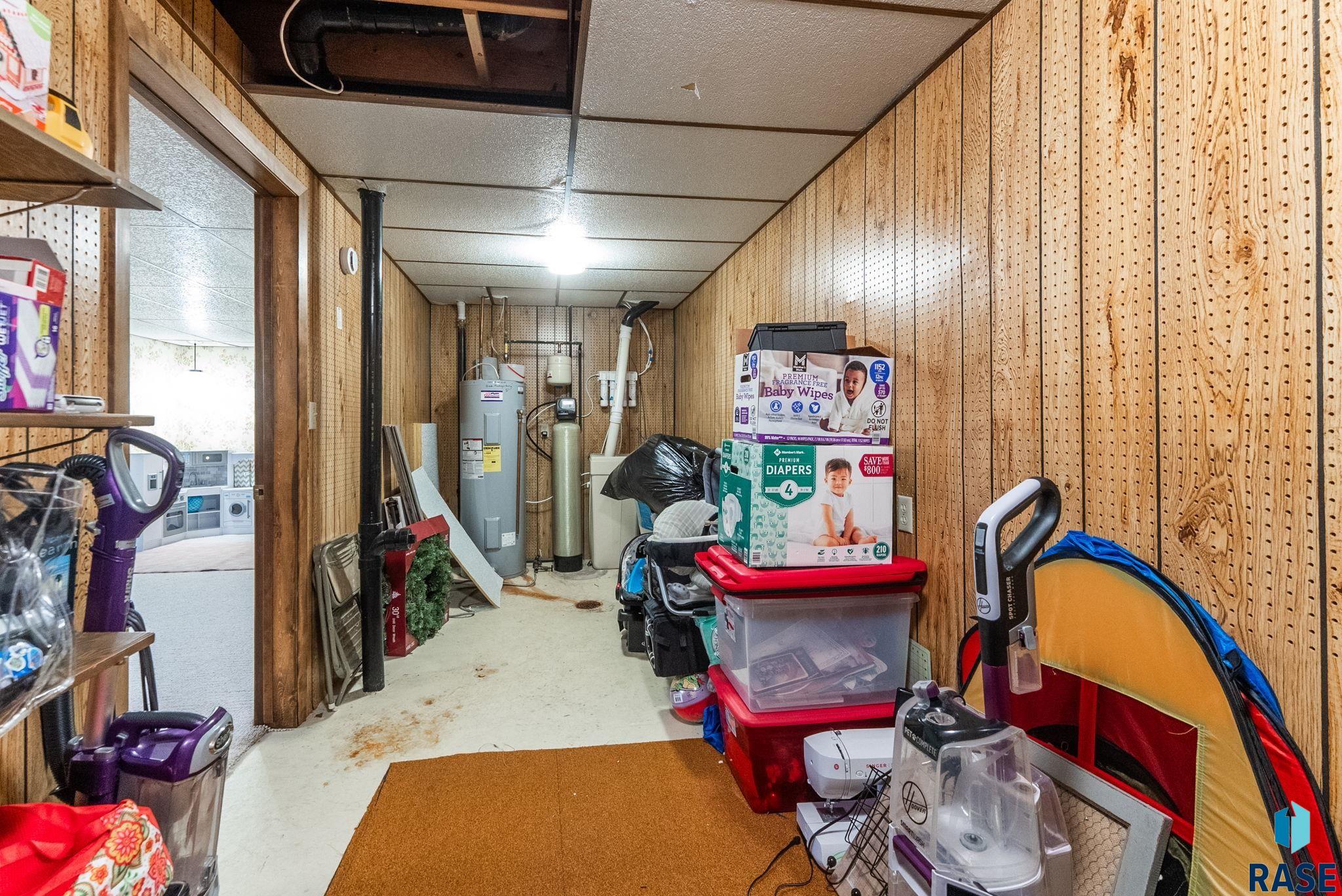 328 S 3rd Ave Avenue, Brandon, South Dakota image 49