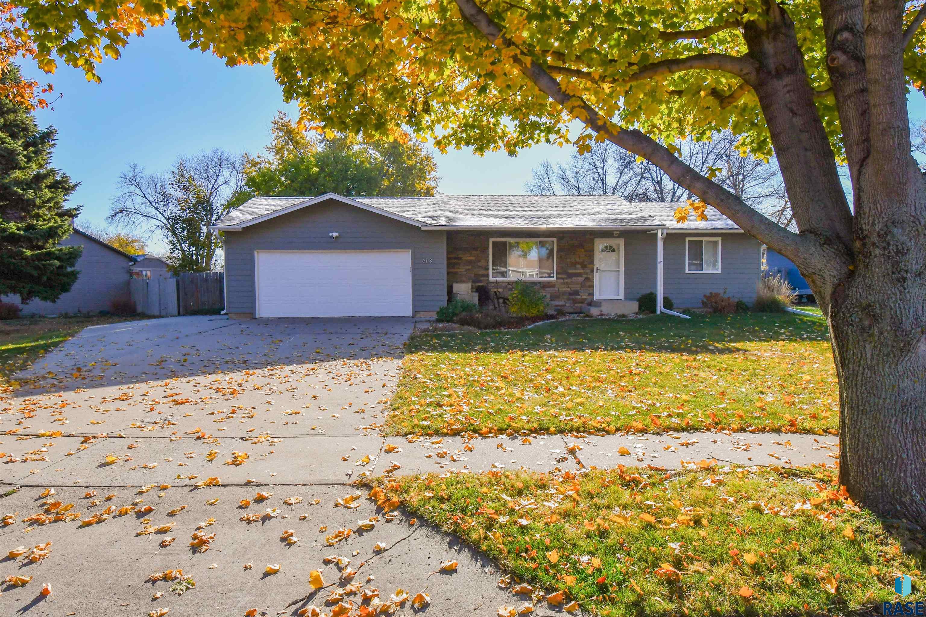 6113 W Sioux K Ct Court, Sioux Falls, South Dakota image 2