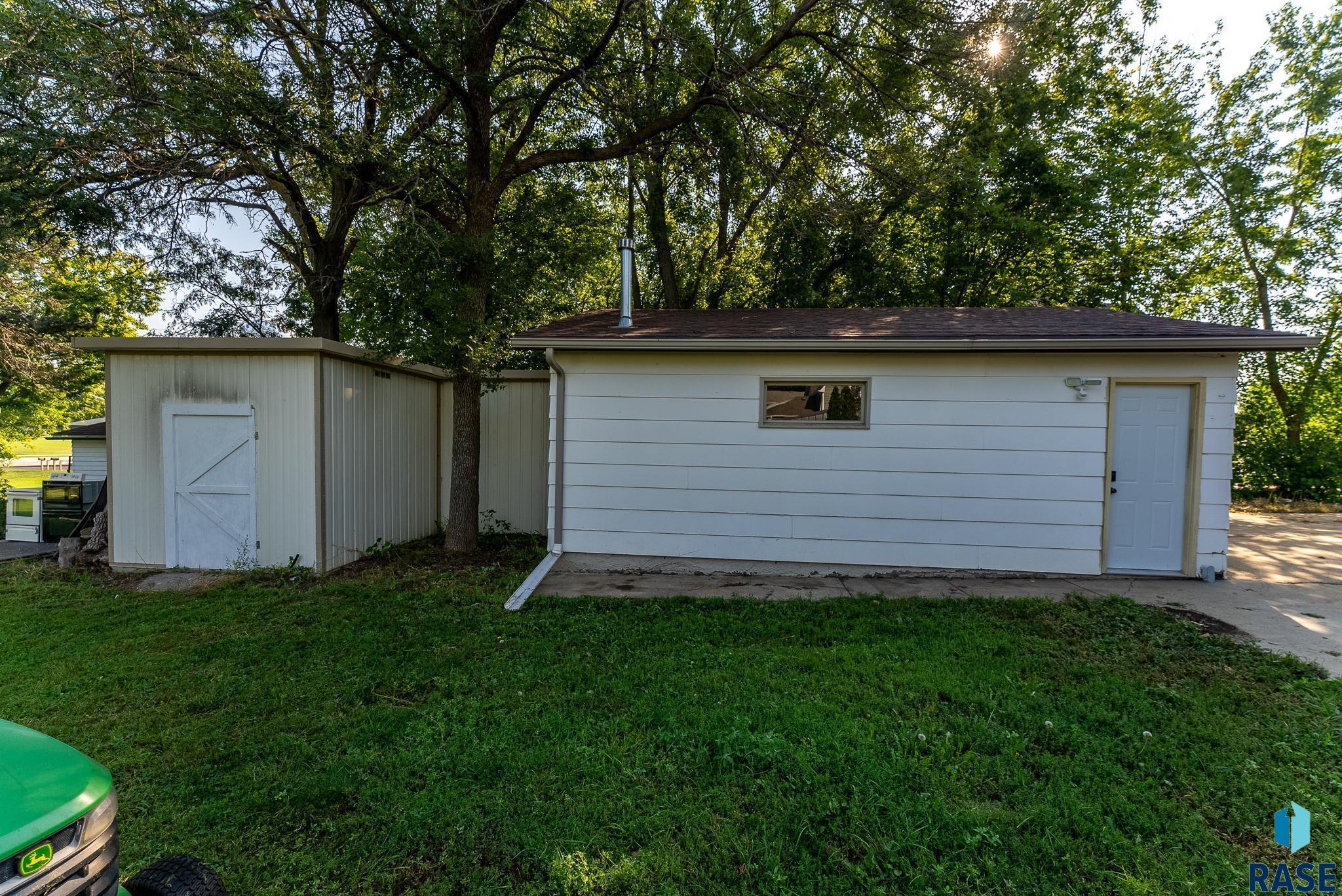 212 E Rummel Ave Avenue, Lennox, South Dakota image 22