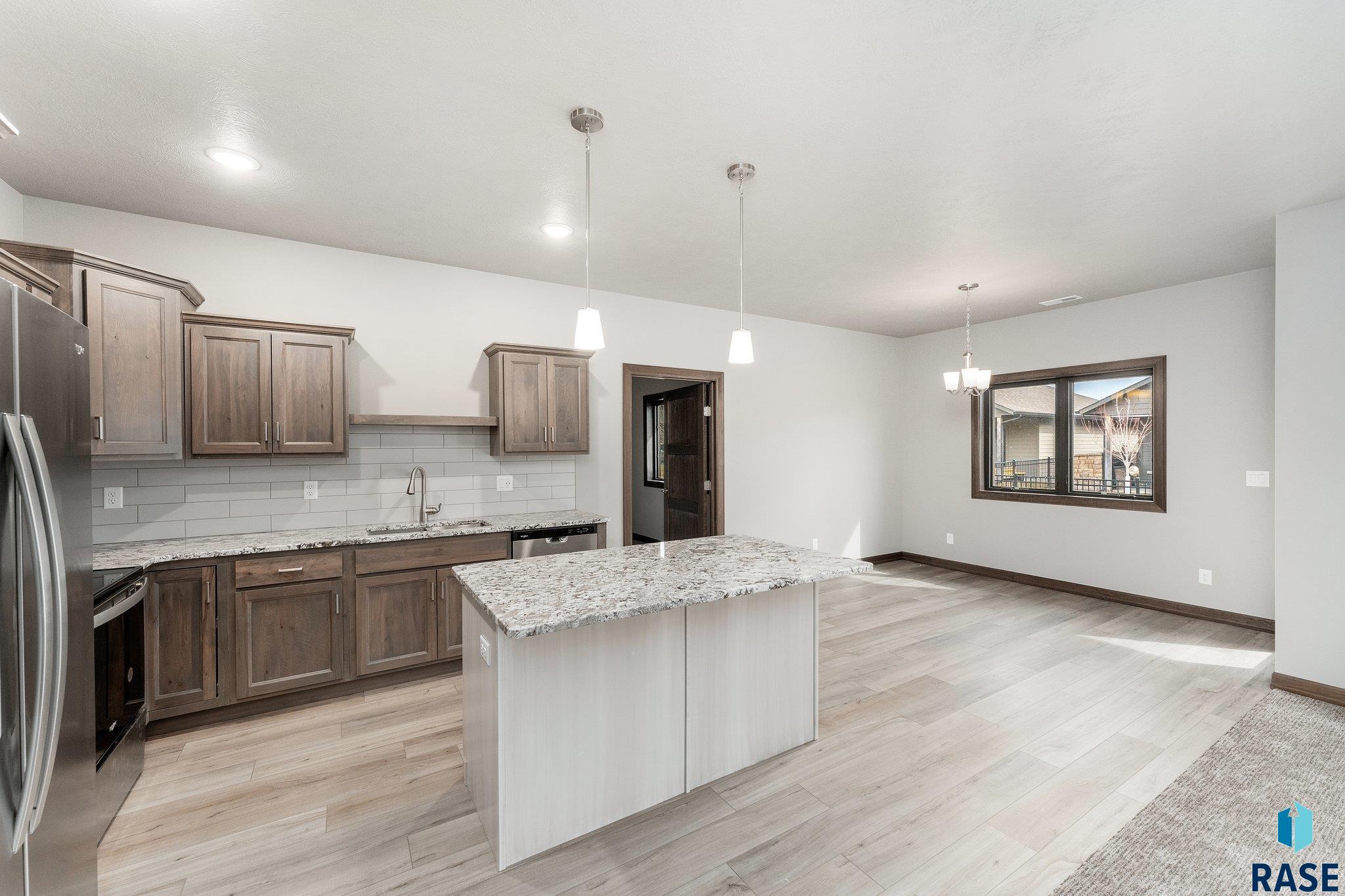 2028 S Sonoma Pl Place, Sioux Falls, South Dakota image 11
