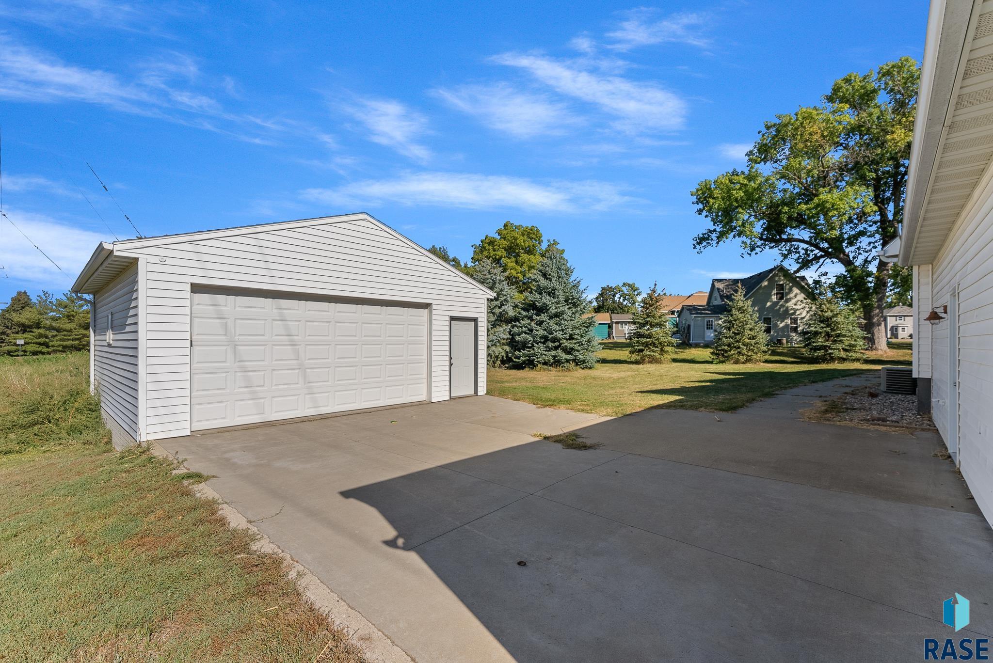 509 N 3rd St Street, Beresford, South Dakota image 11