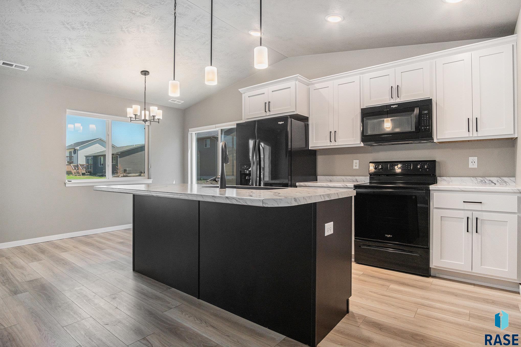 6814 W 5th St Street, Sioux Falls, New Jersey image 7