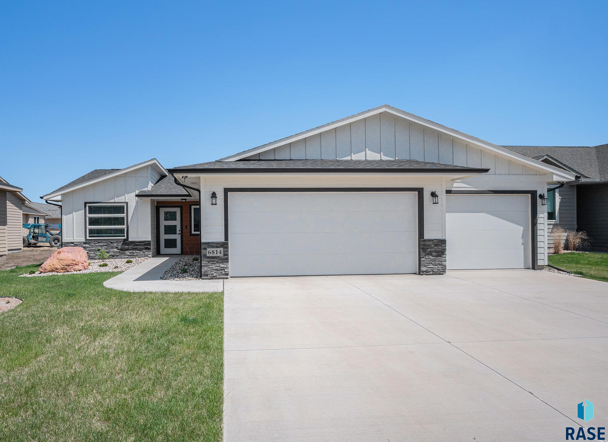 6814 W 5th St Street, Sioux Falls, New Jersey image 3