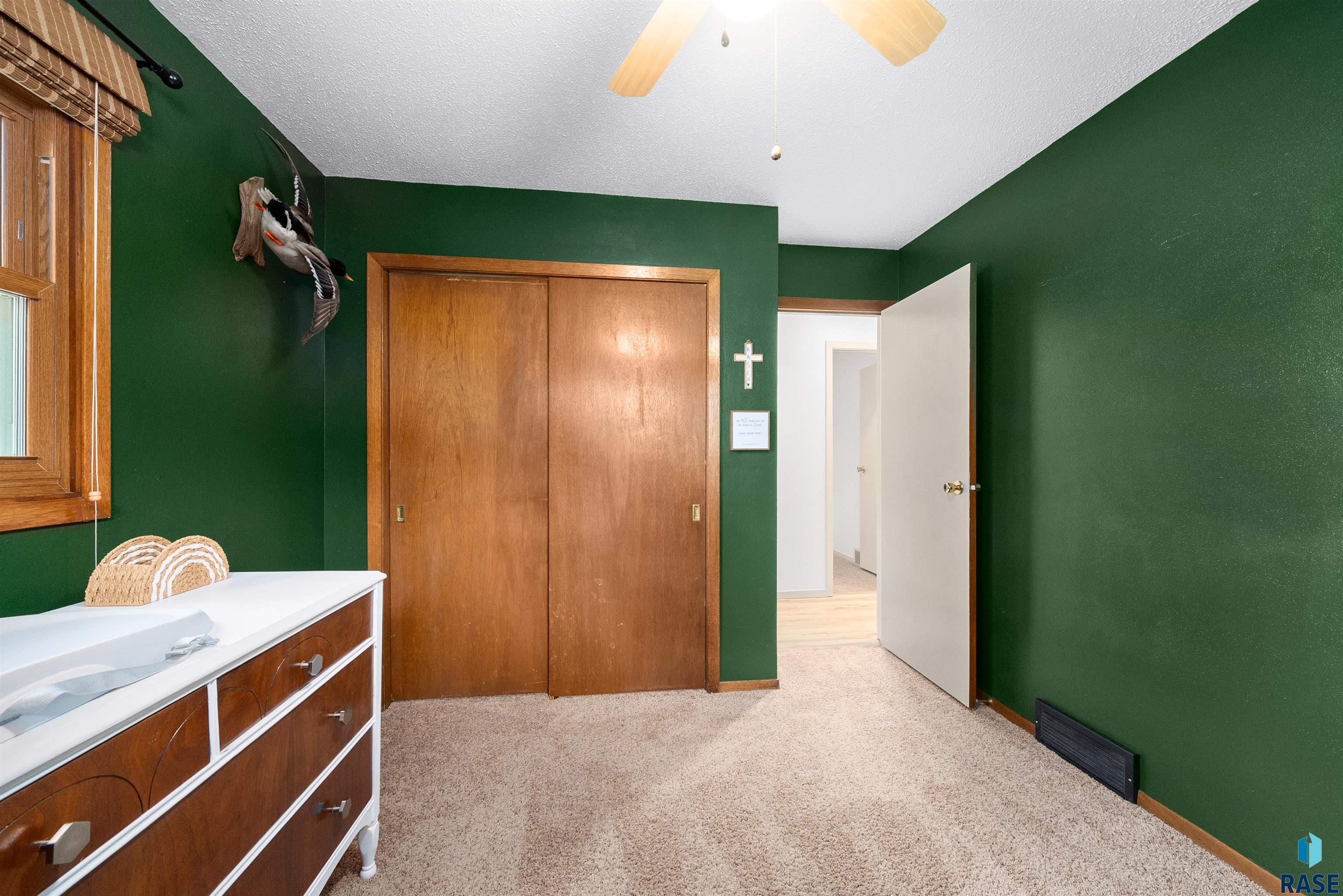 2501 E 7th St Street, Sioux Falls, New Jersey image 18