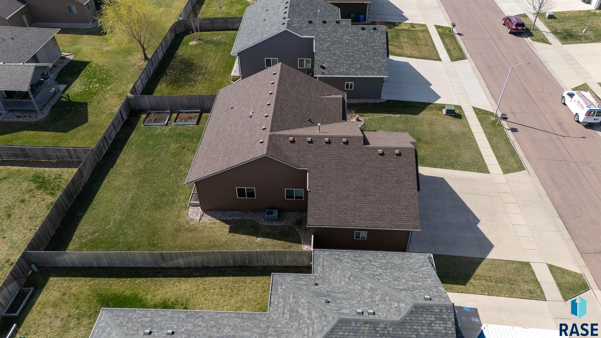 Sioux Falls, South Dakota 57108, United States, 5 Bedrooms Bedrooms, ,3 BathroomsBathrooms,Residential,Active,114657