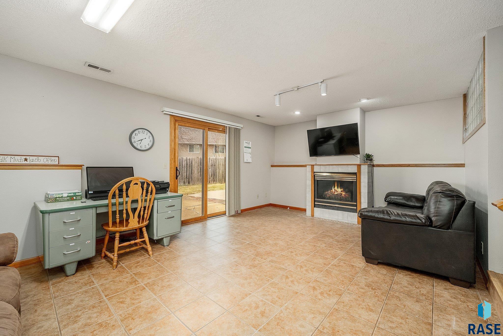 904 S Jay Cir Circle, Sioux Falls, New Jersey image 17