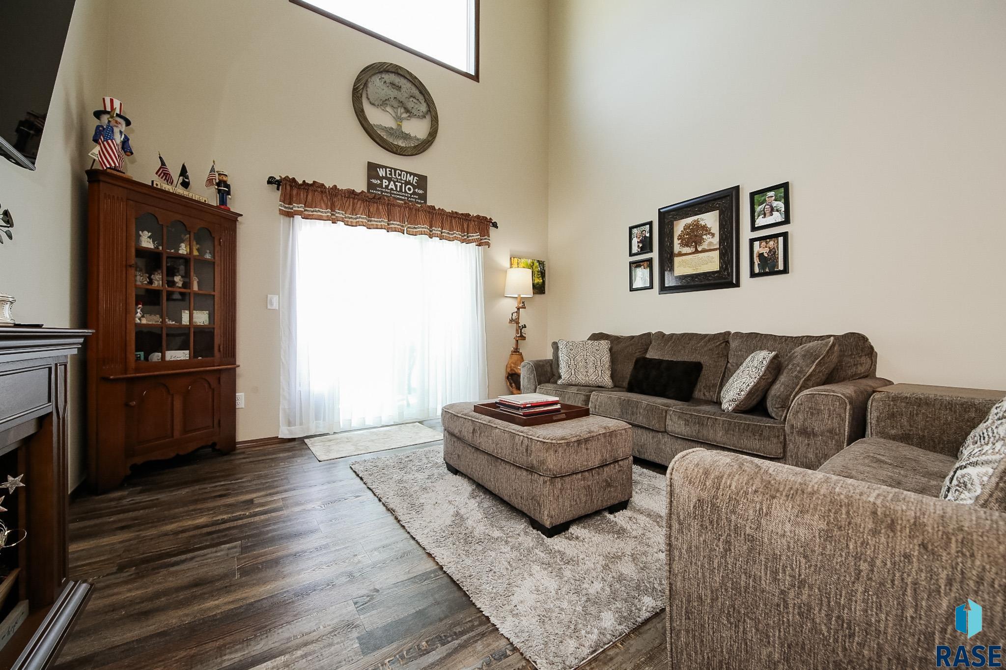 5900 S Whisper Creek Pl Place, Sioux Falls, South Dakota image 8