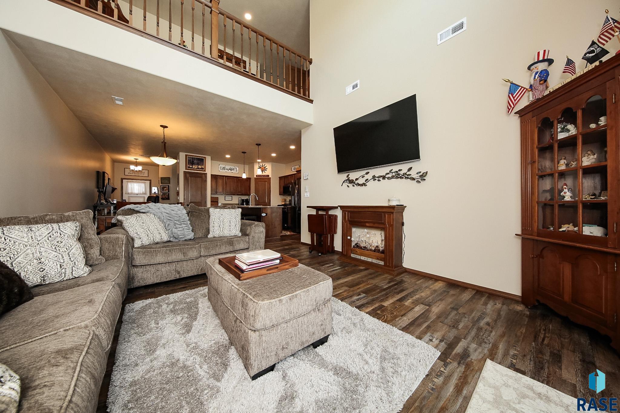 5900 S Whisper Creek Pl Place, Sioux Falls, South Dakota image 10