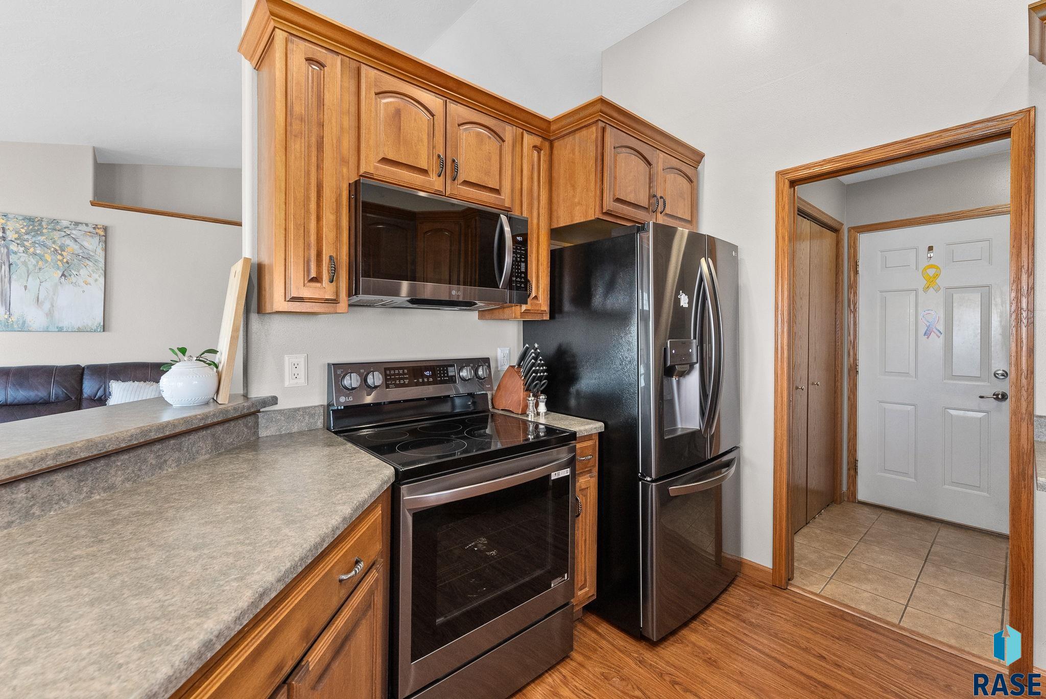 505 Coyote St Street, Harrisburg, South Dakota image 6