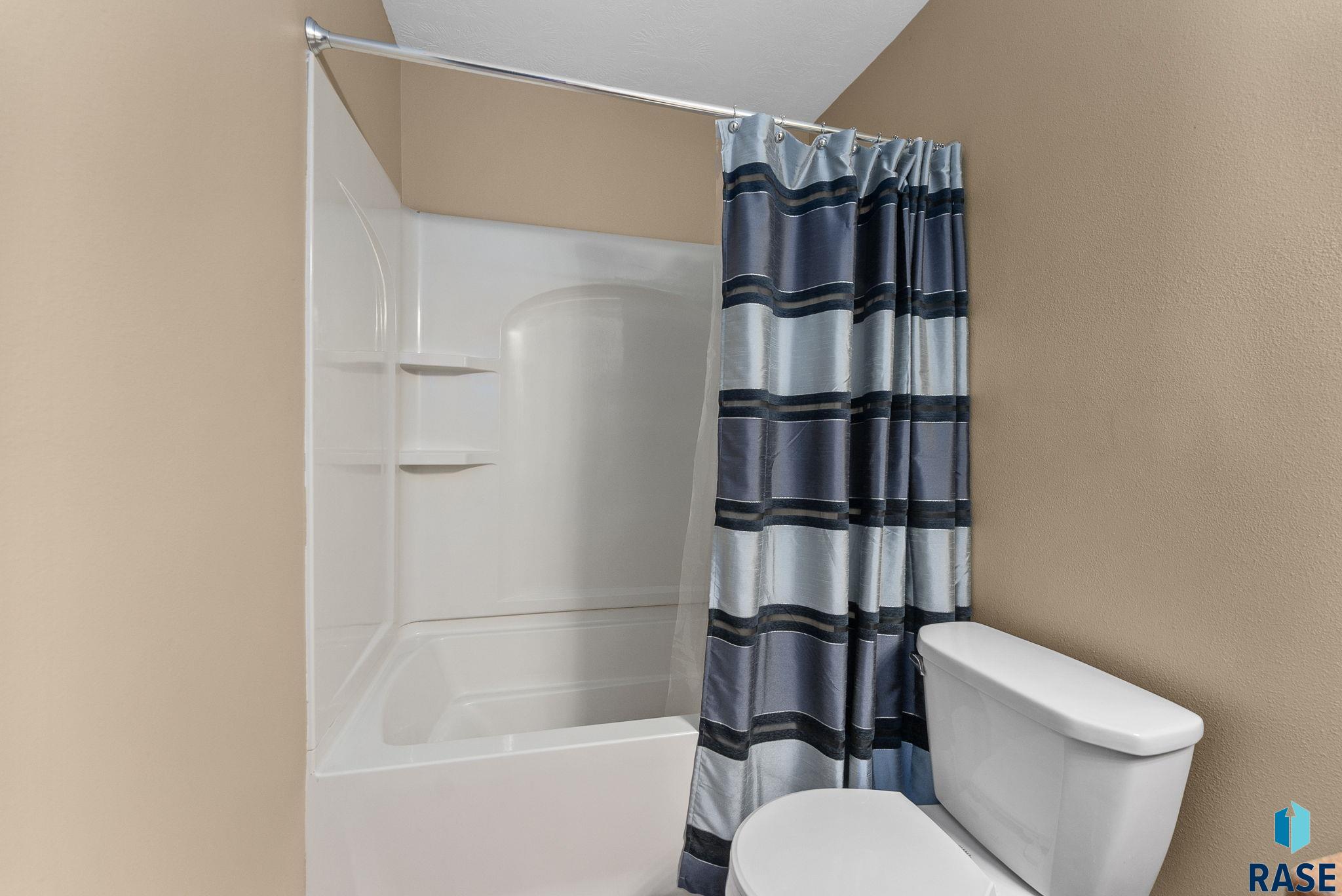 505 Coyote St Street, Harrisburg, South Dakota image 23