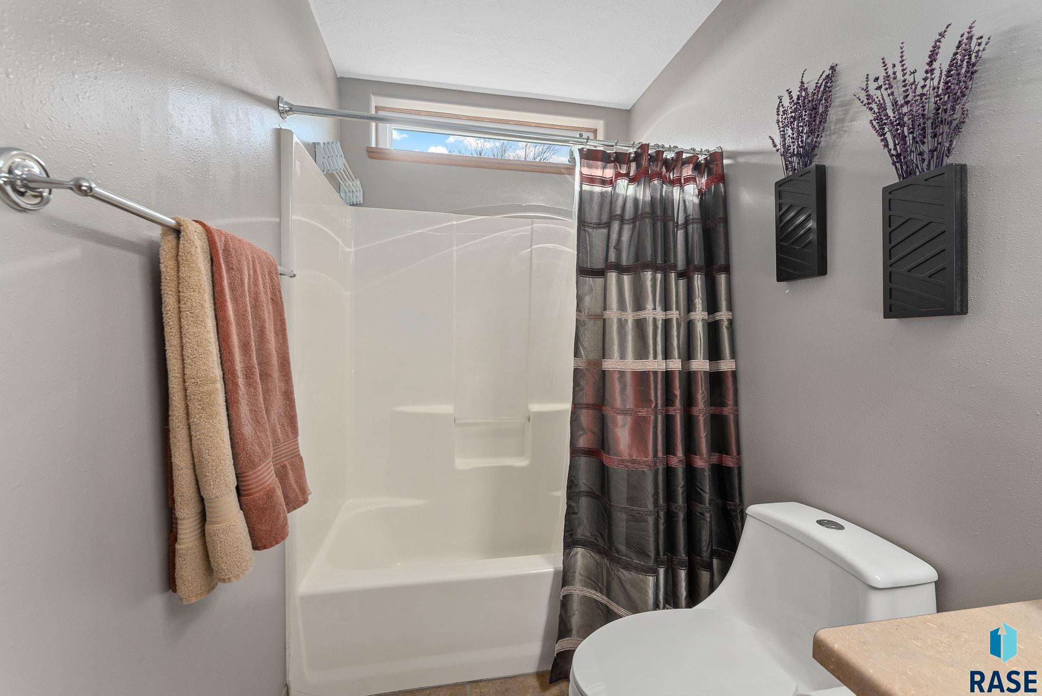 505 Coyote St Street, Harrisburg, South Dakota image 16