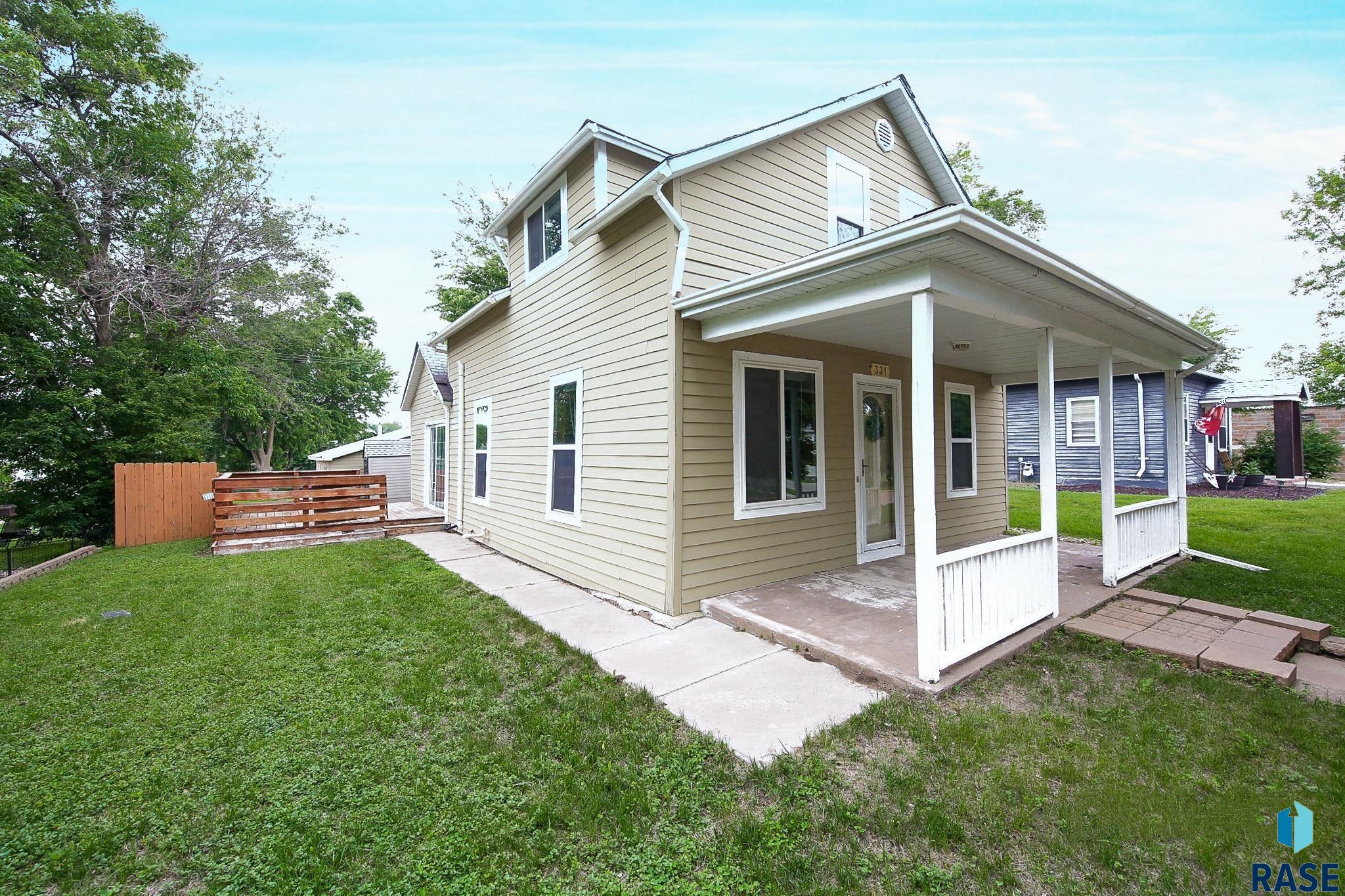 331 N Main Ave Avenue, Garretson, New Jersey image 2