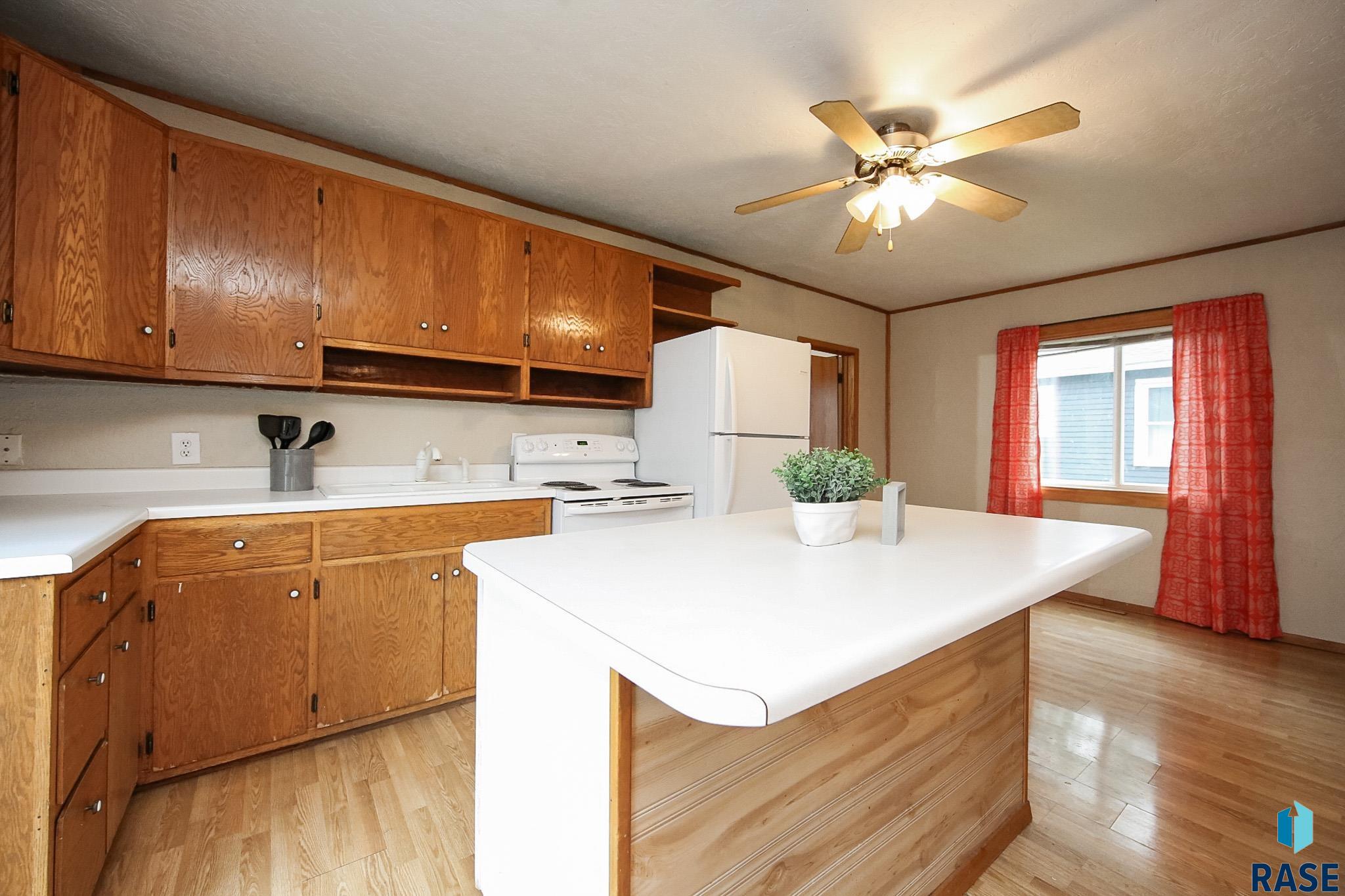 331 N Main Ave Avenue, Garretson, New Jersey image 8