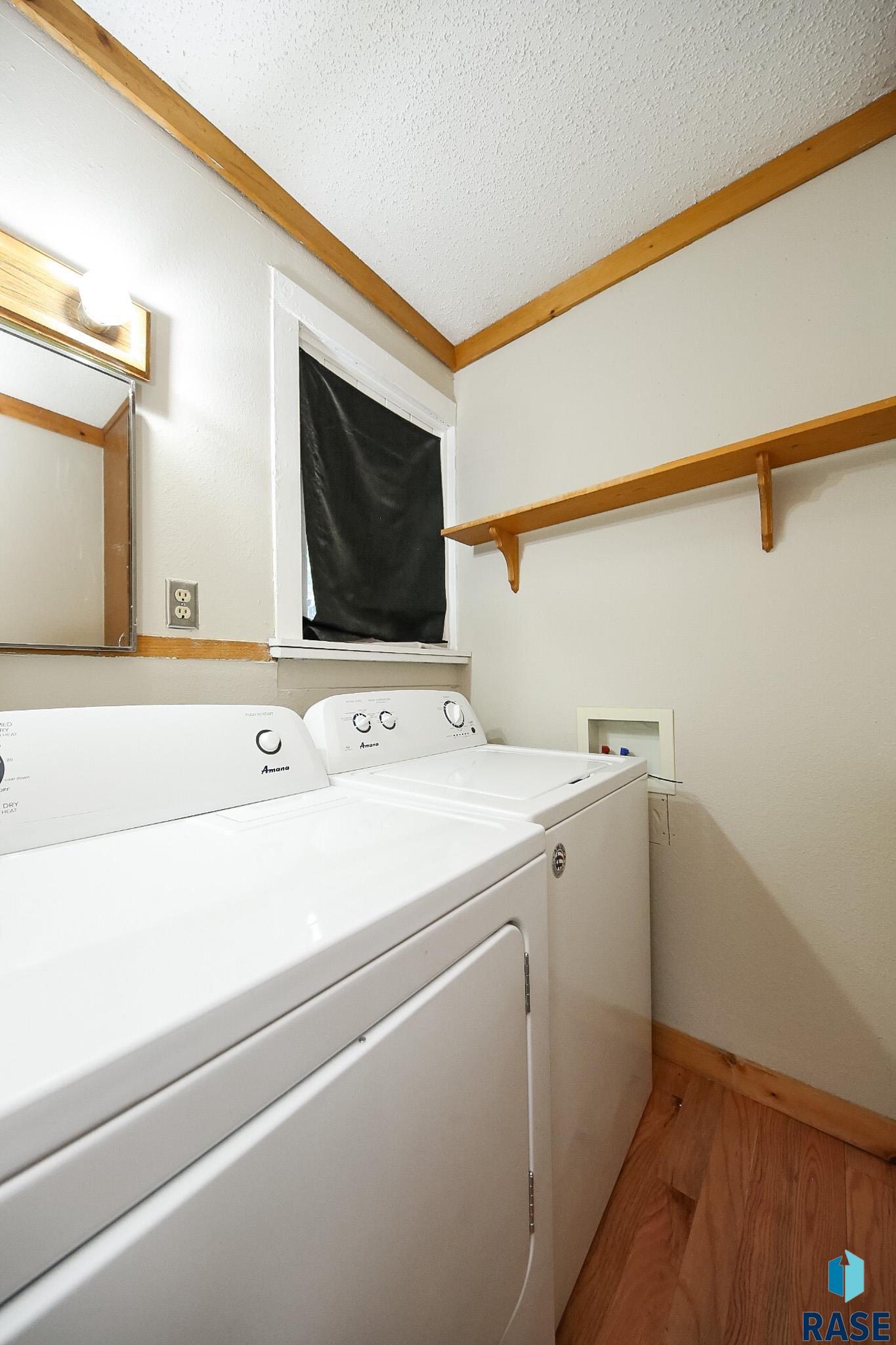 331 N Main Ave Avenue, Garretson, New Jersey image 15
