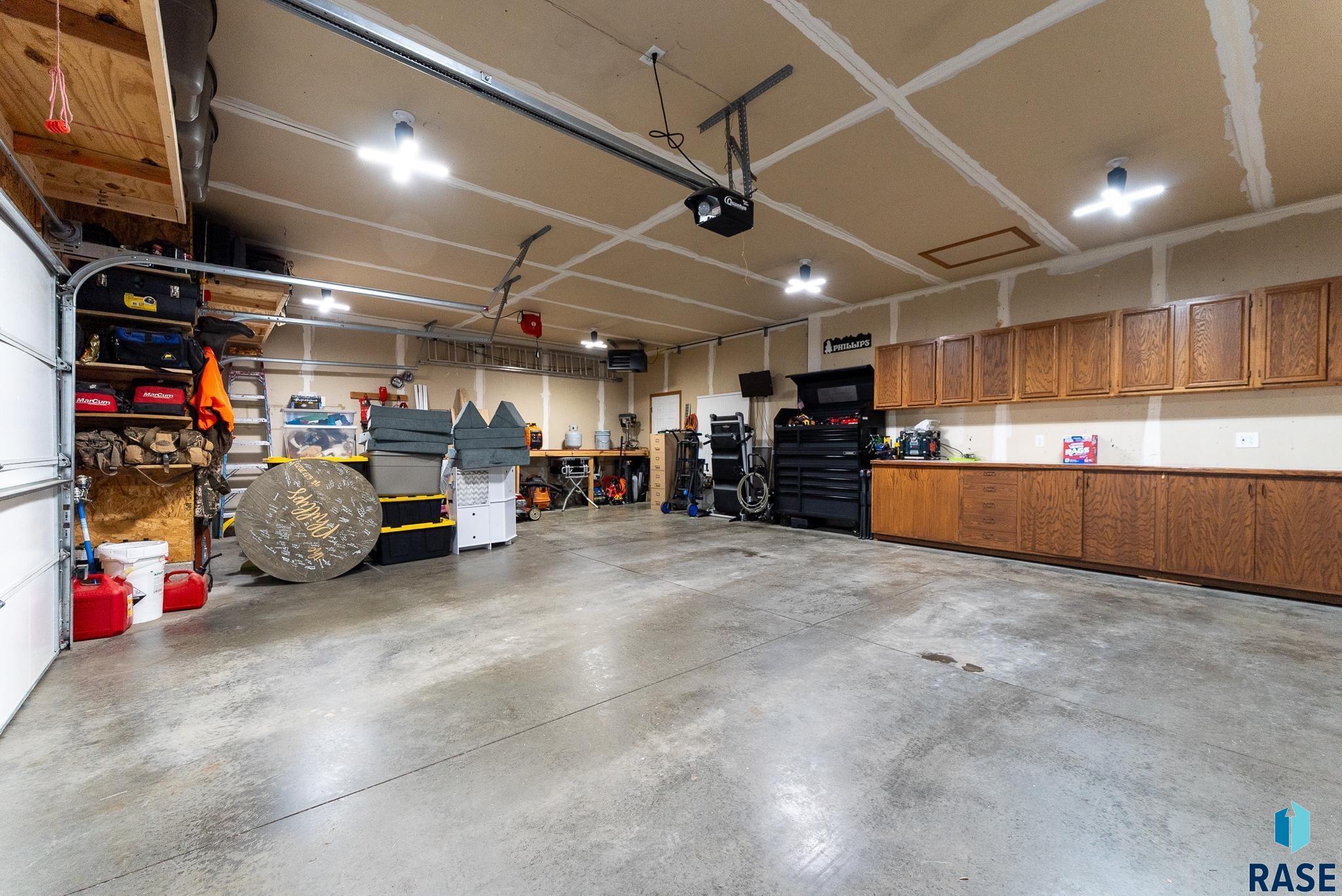 7432 W Luke Dr Drive, Sioux Falls, South Dakota image 35