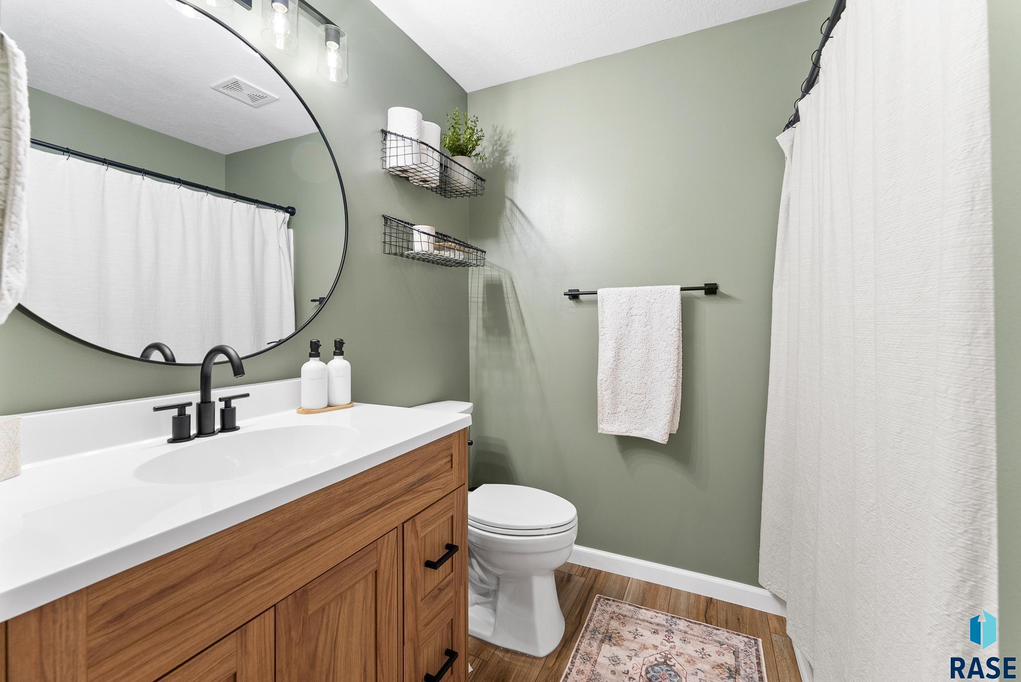 7432 W Luke Dr Drive, Sioux Falls, South Dakota image 17