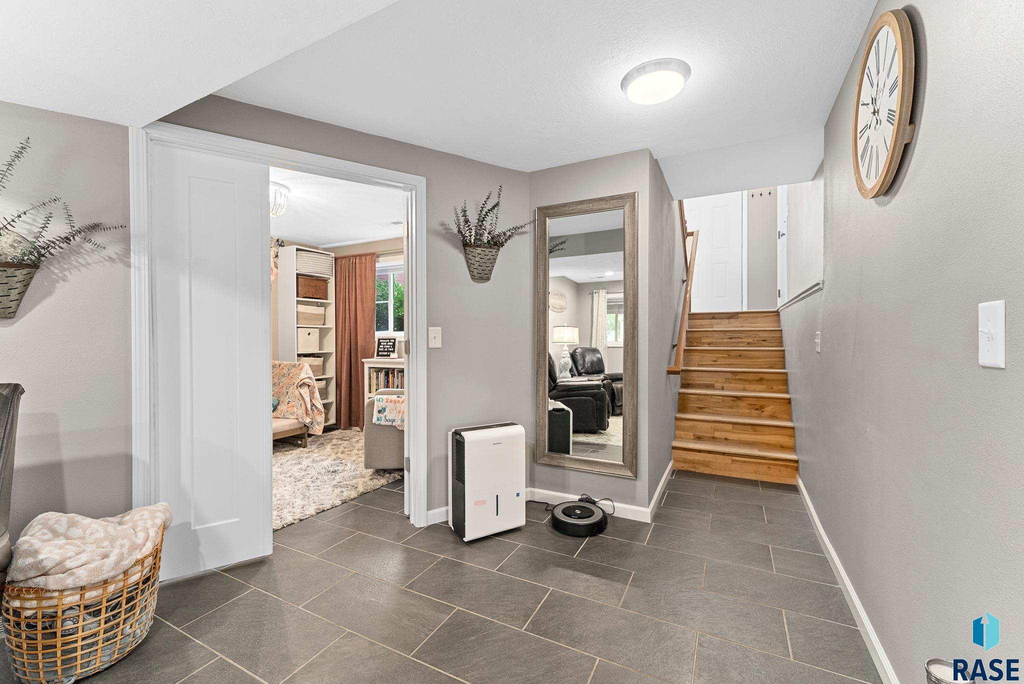 7432 W Luke Dr Drive, Sioux Falls, South Dakota image 21
