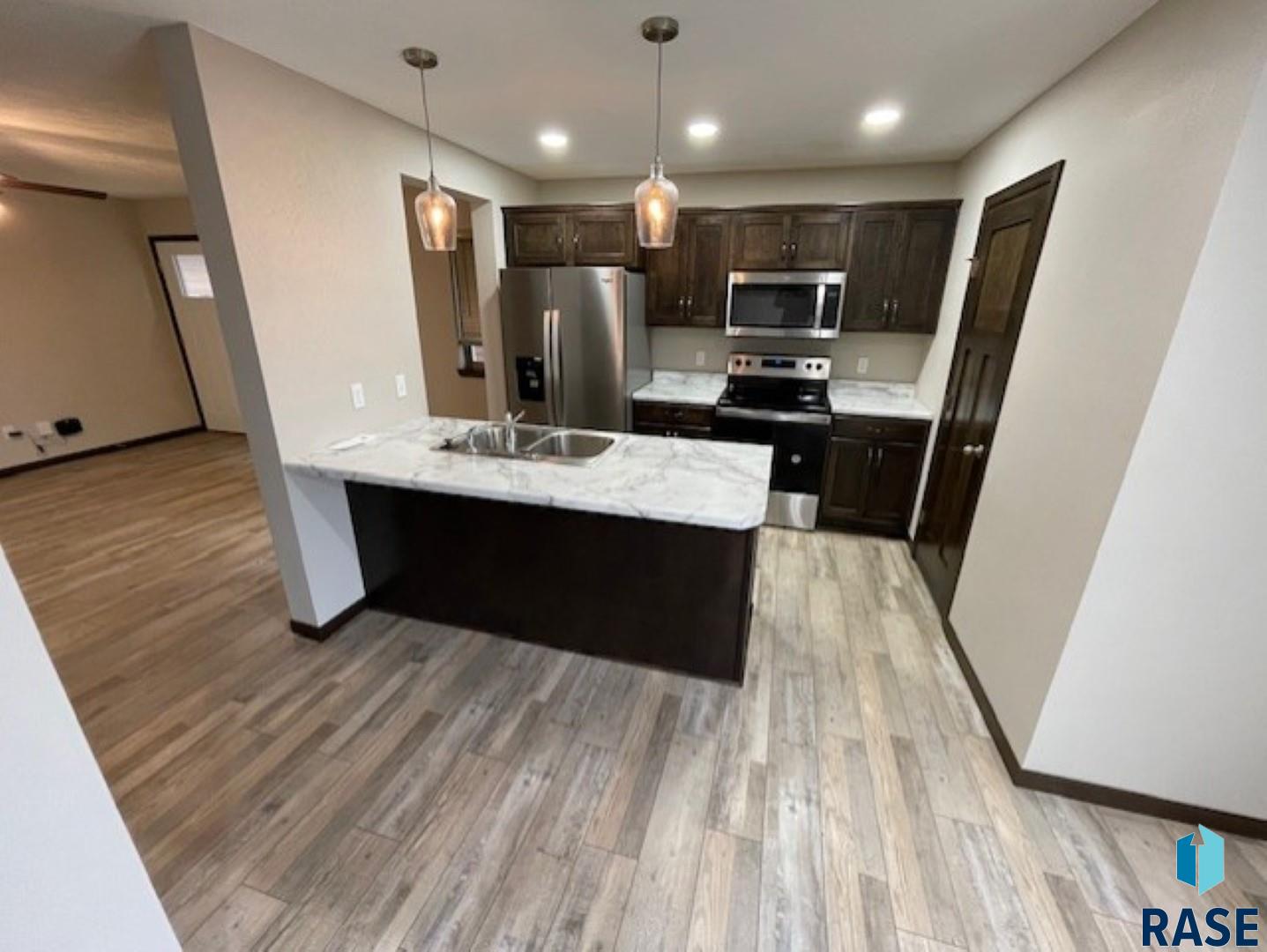 9437 W Dolores Dr Drive, Sioux Falls, South Dakota image 3