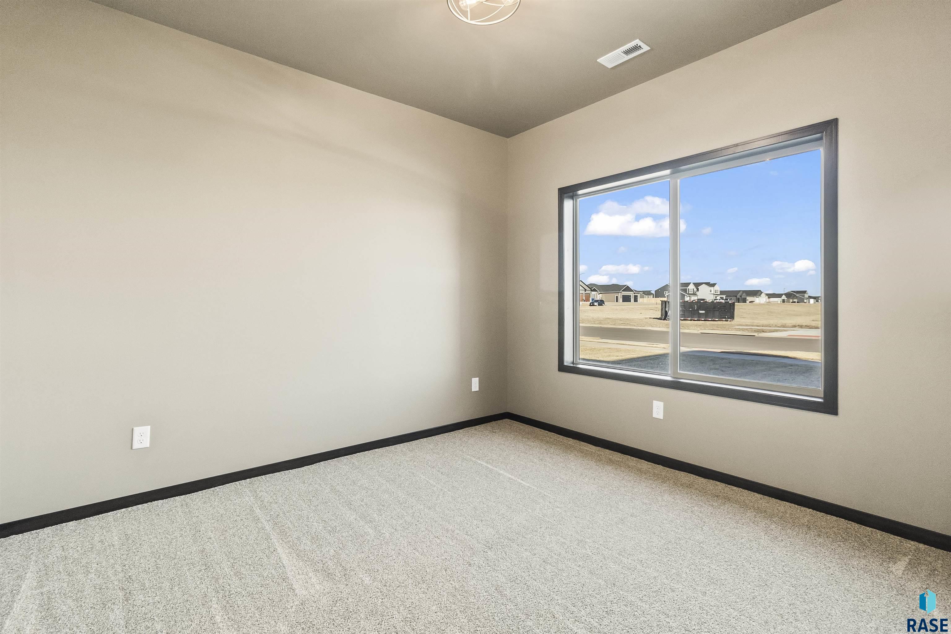 193 Thelma Ave Avenue, Harrisburg, South Dakota image 16