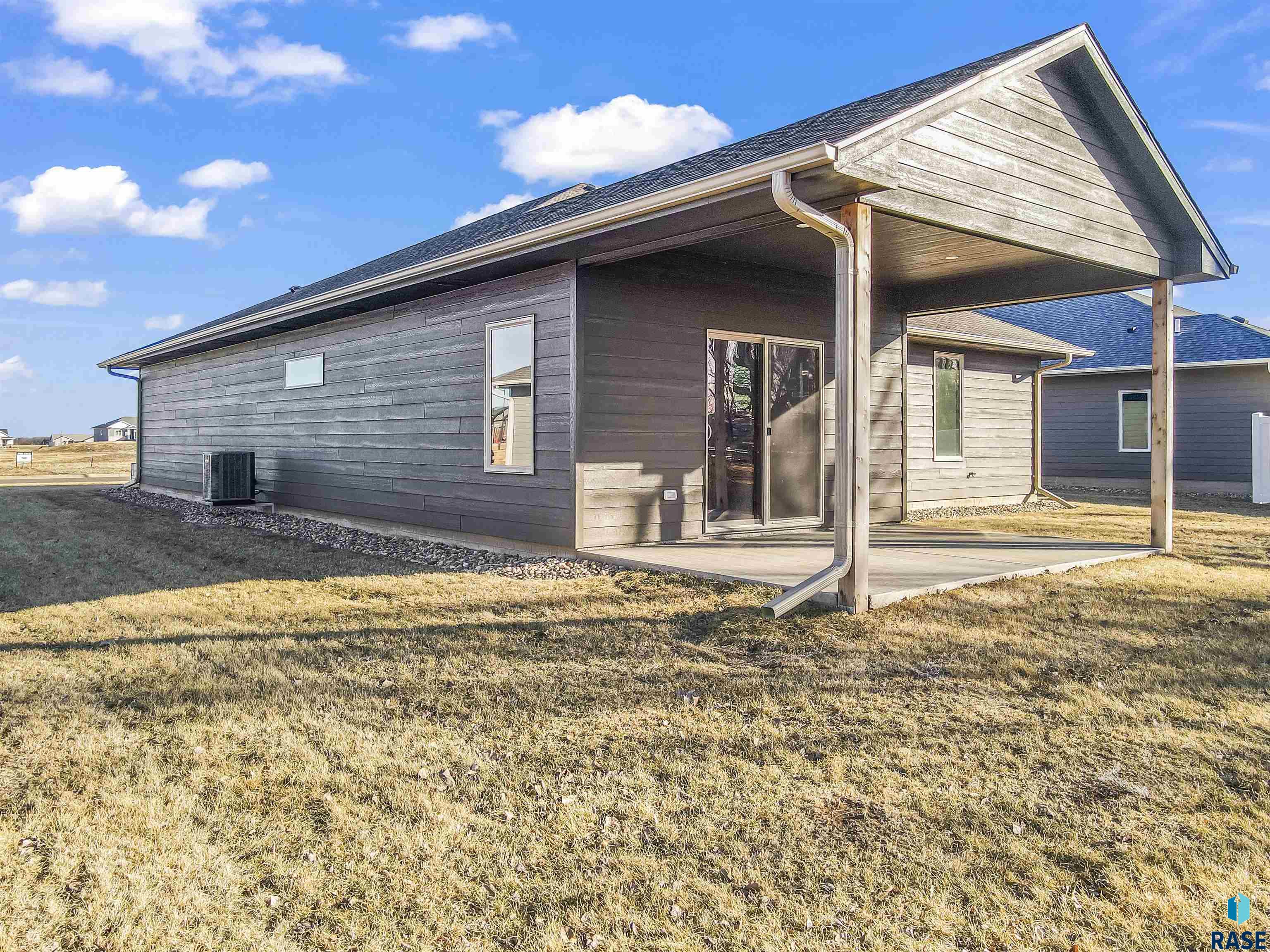 193 Thelma Ave Avenue, Harrisburg, South Dakota image 2