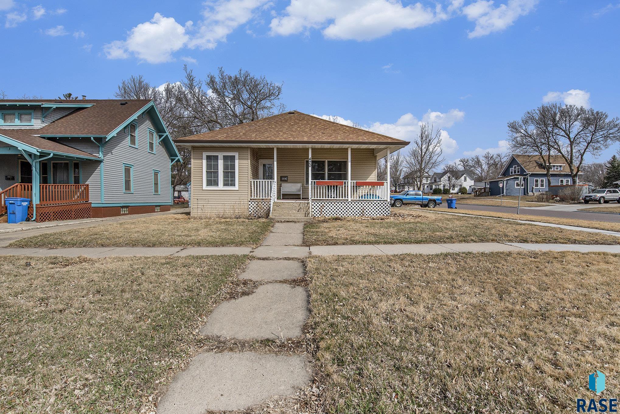 420 NE 6th St Street, Madison, South Dakota image 3