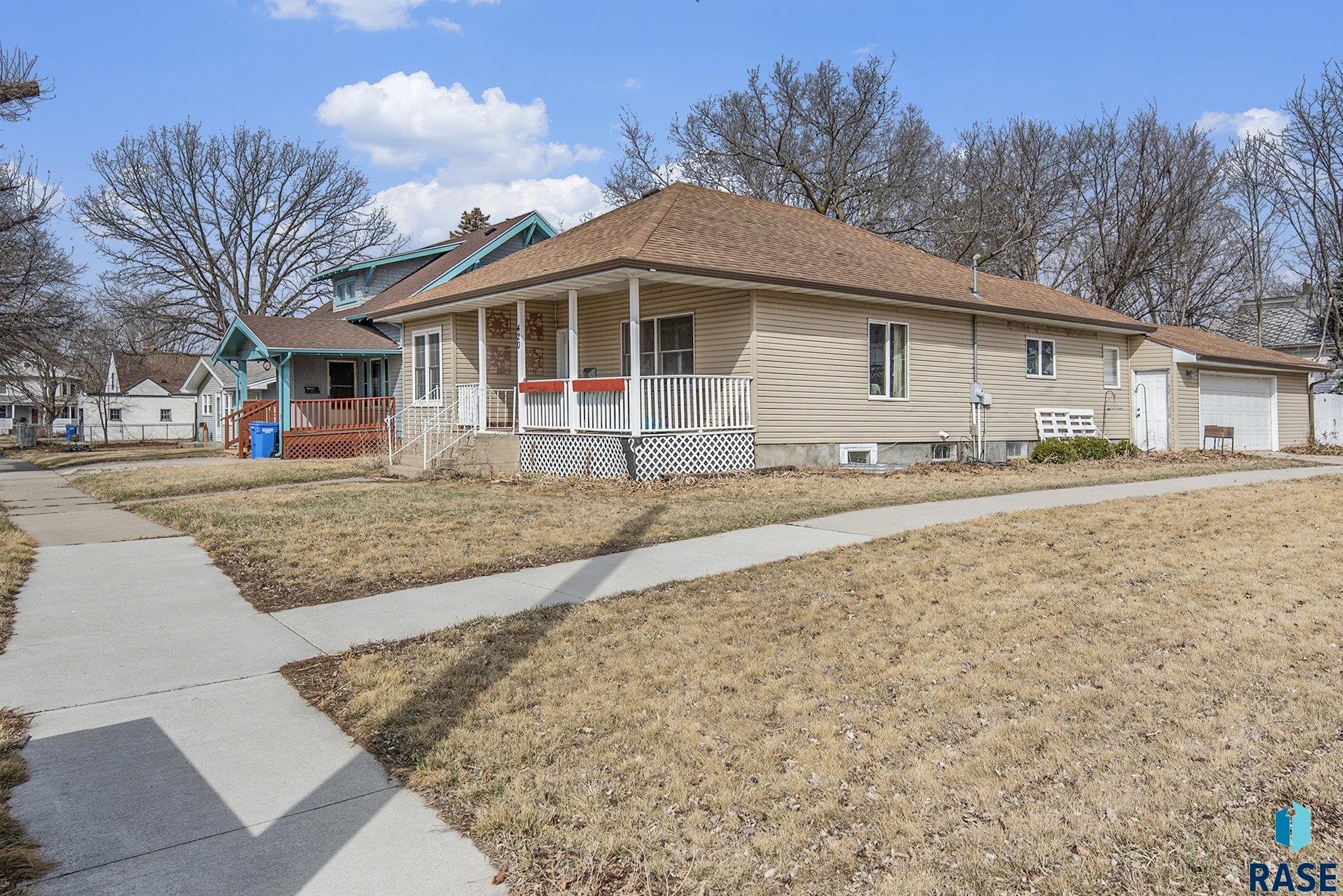 420 NE 6th St Street, Madison, South Dakota image 6
