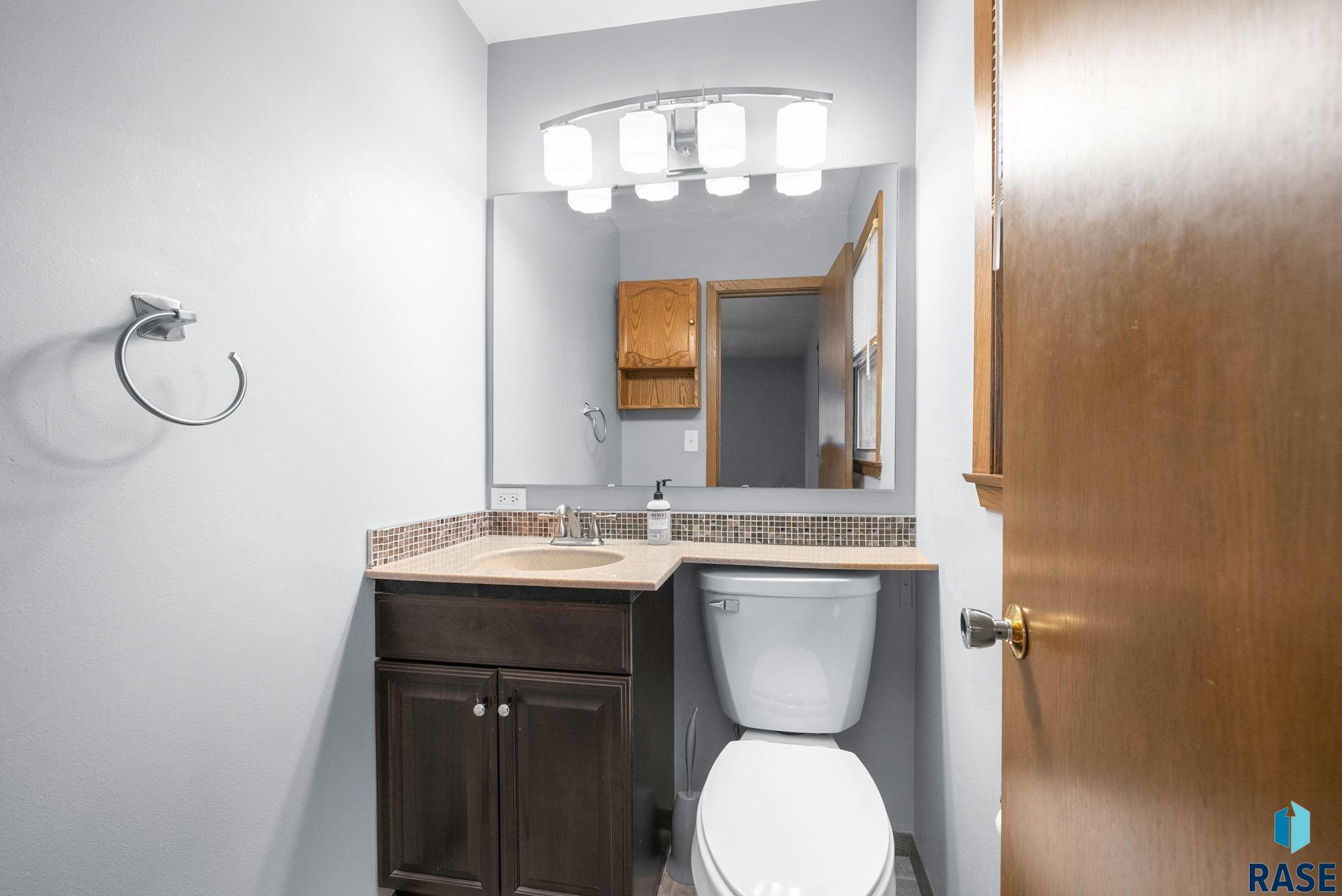 2404 S Elmwood Ave Avenue, Sioux Falls, New Jersey image 25