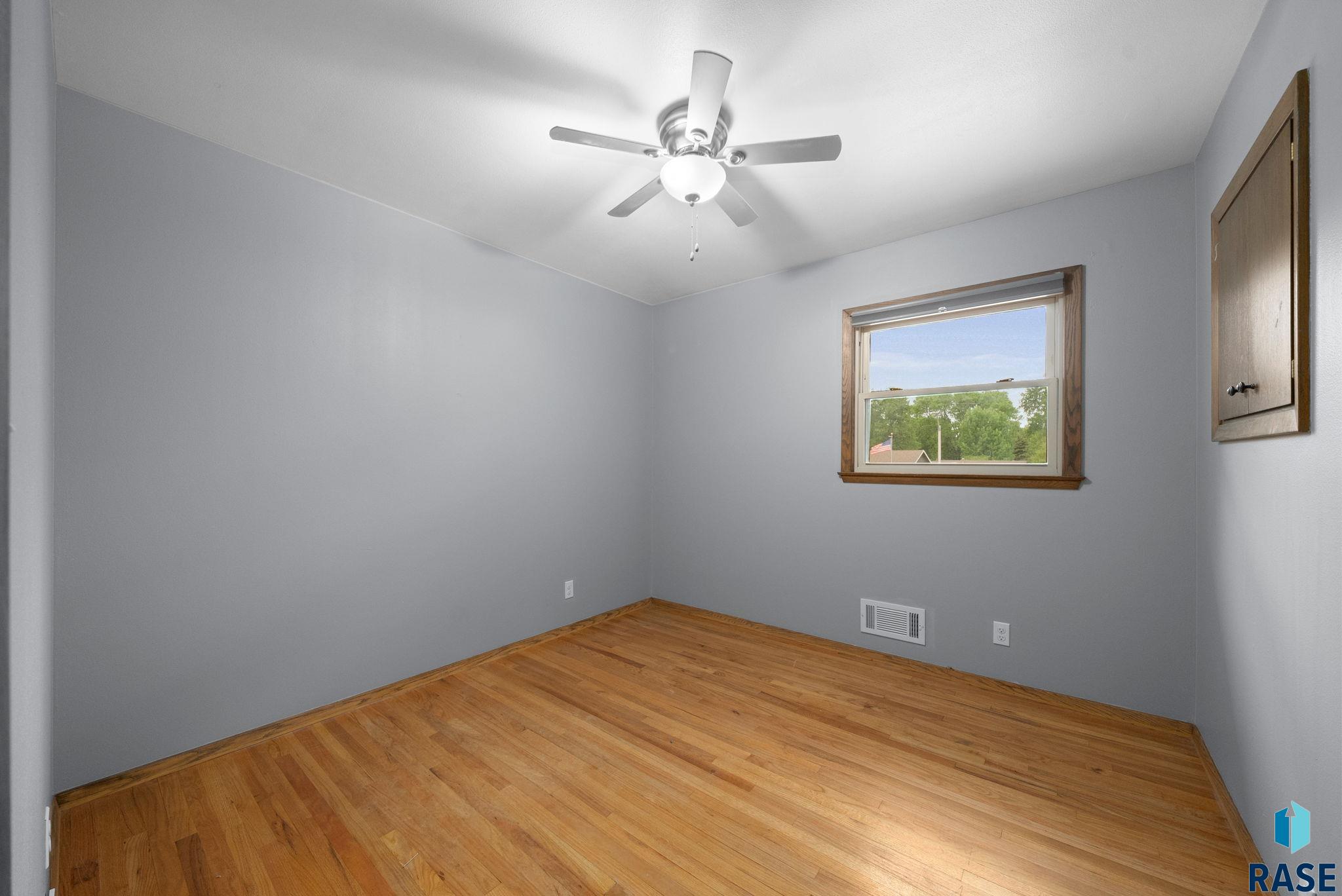 2404 S Elmwood Ave Avenue, Sioux Falls, New Jersey image 13