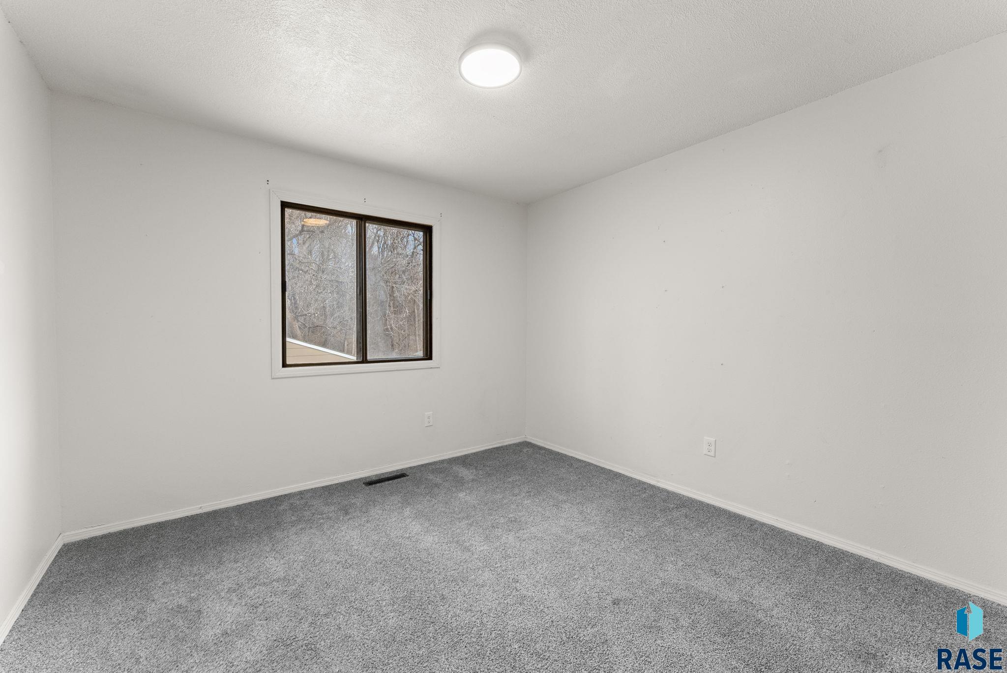 820 N Lewis Ave Avenue, Sioux Falls, New Jersey image 9