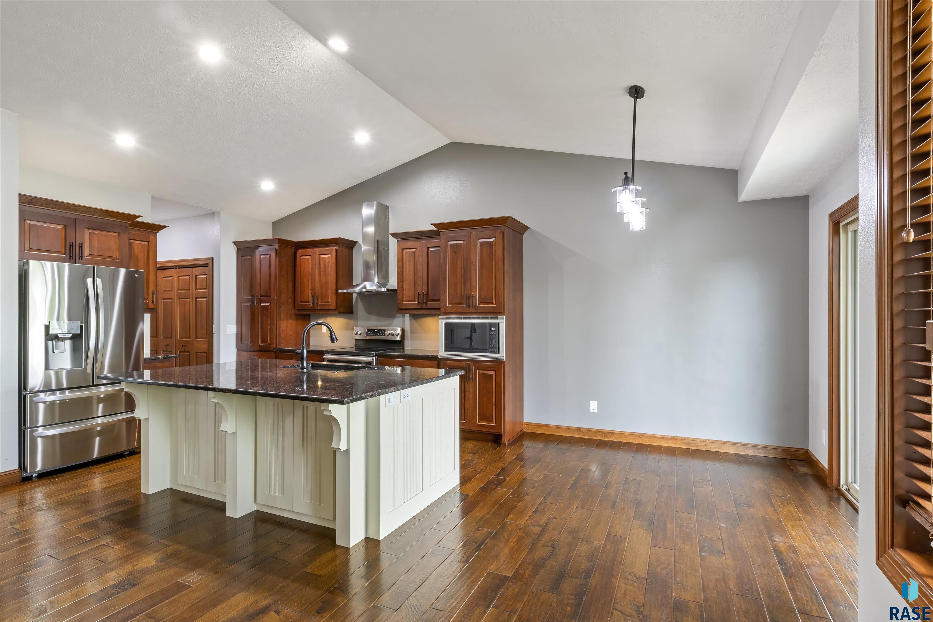 4004 W 90th St Street, Sioux Falls, South Dakota image 17