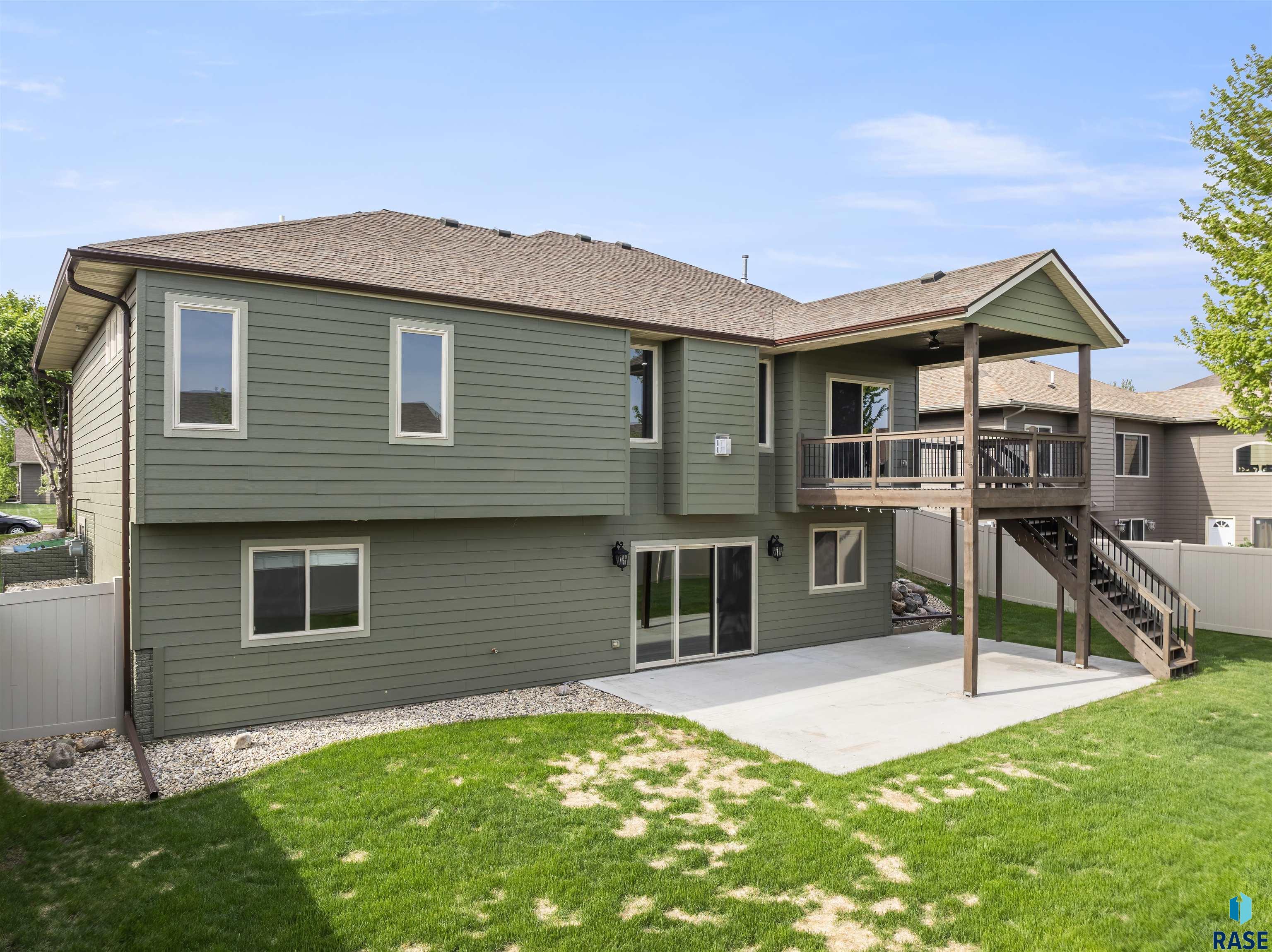 Sioux Falls, South Dakota 57108, United States, 5 Bedrooms Bedrooms, ,3 BathroomsBathrooms,Residential,Active,126773