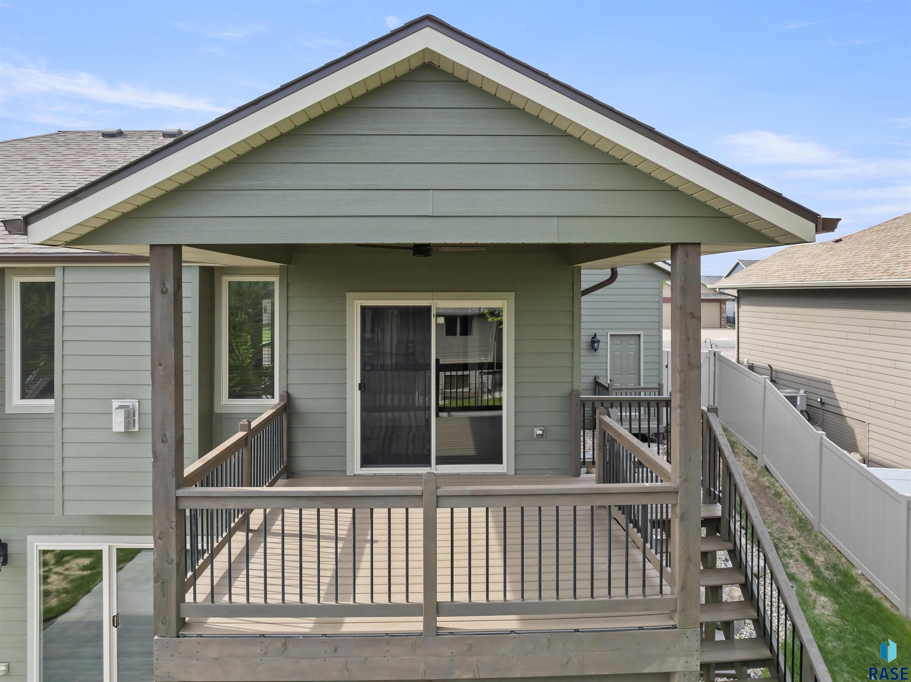 Sioux Falls, South Dakota 57108, United States, 5 Bedrooms Bedrooms, ,3 BathroomsBathrooms,Residential,Active,126773