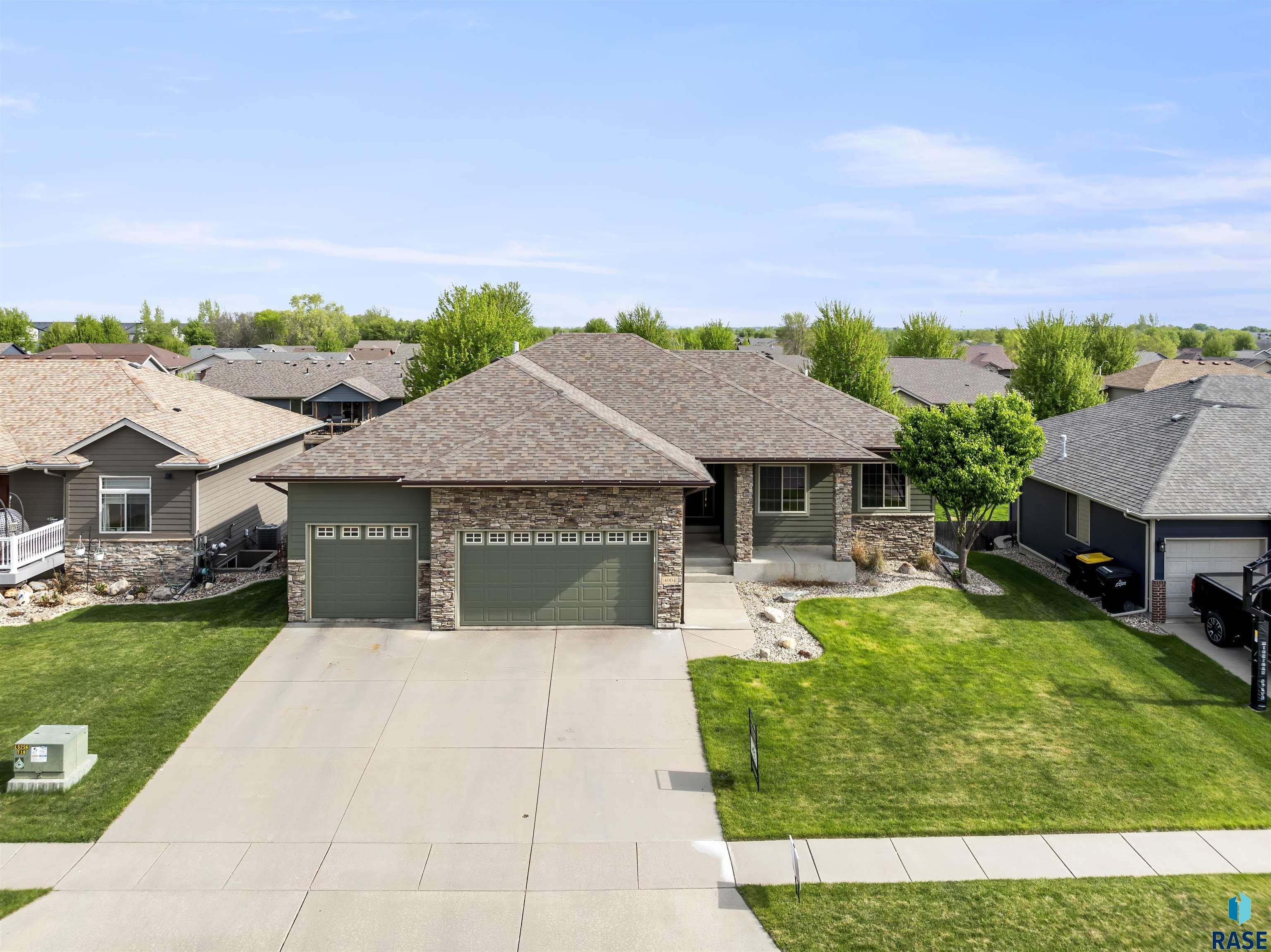 4004 W 90th St Street, Sioux Falls, South Dakota image 3