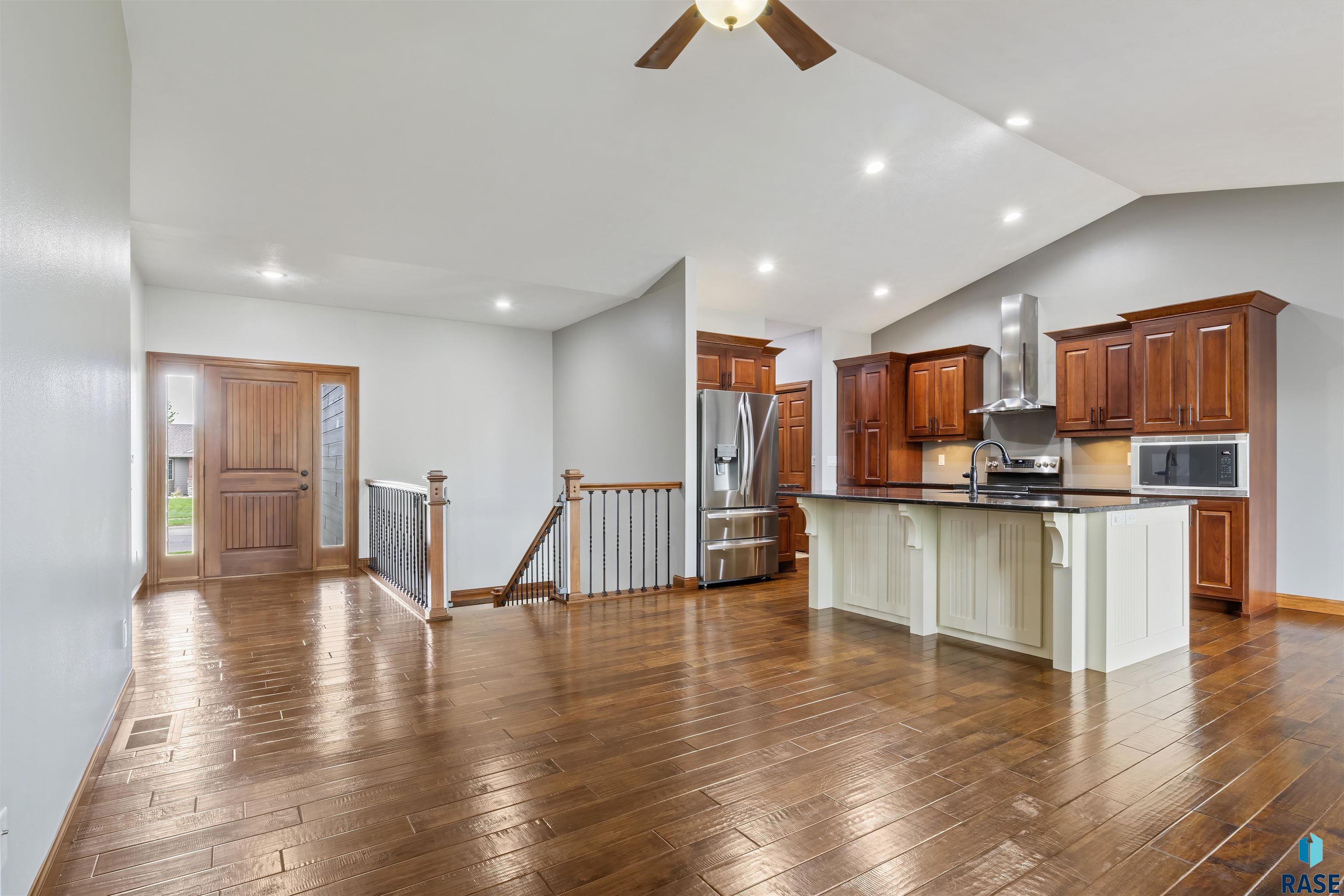 4004 W 90th St Street, Sioux Falls, South Dakota image 9