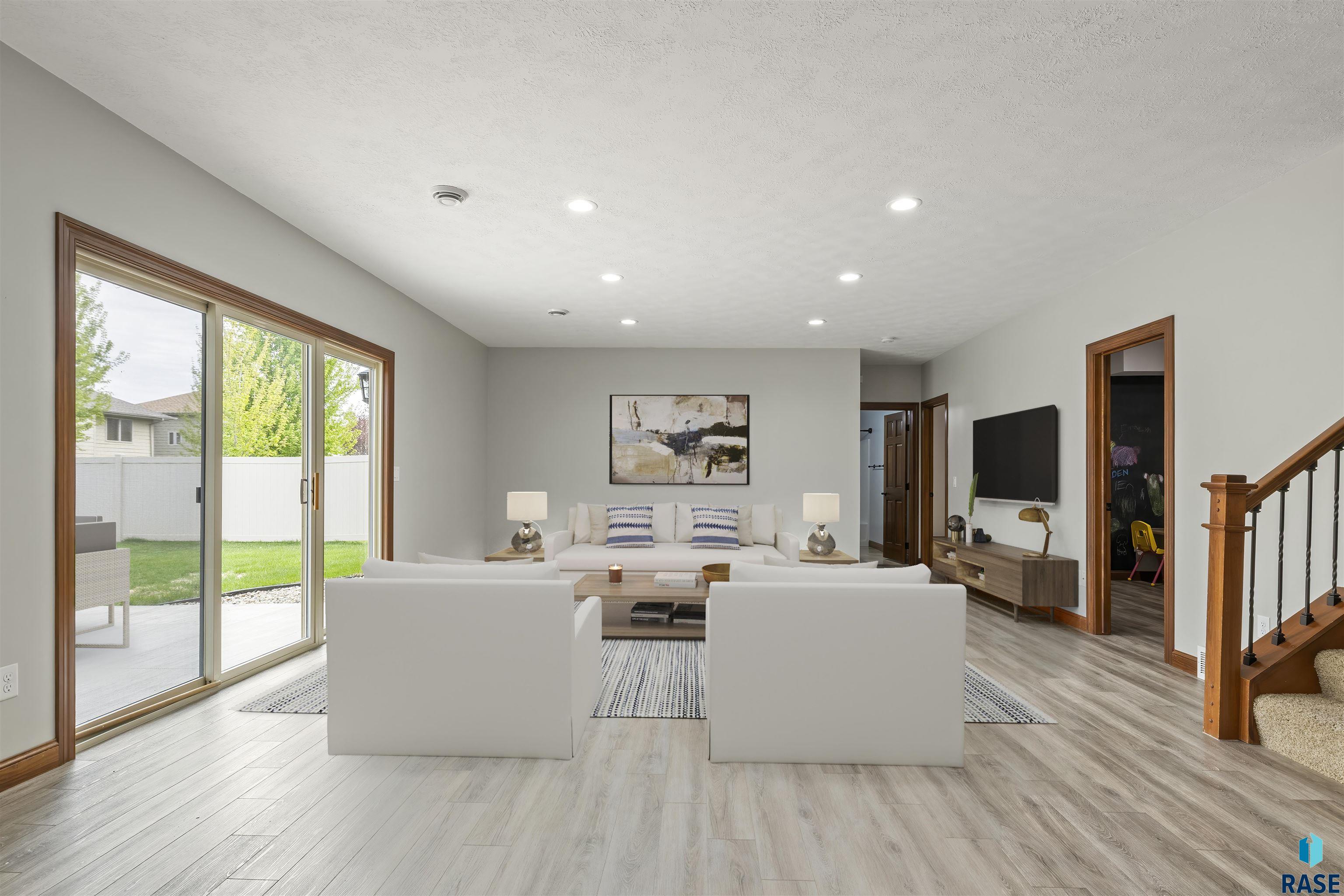 4004 W 90th St Street, Sioux Falls, South Dakota image 49