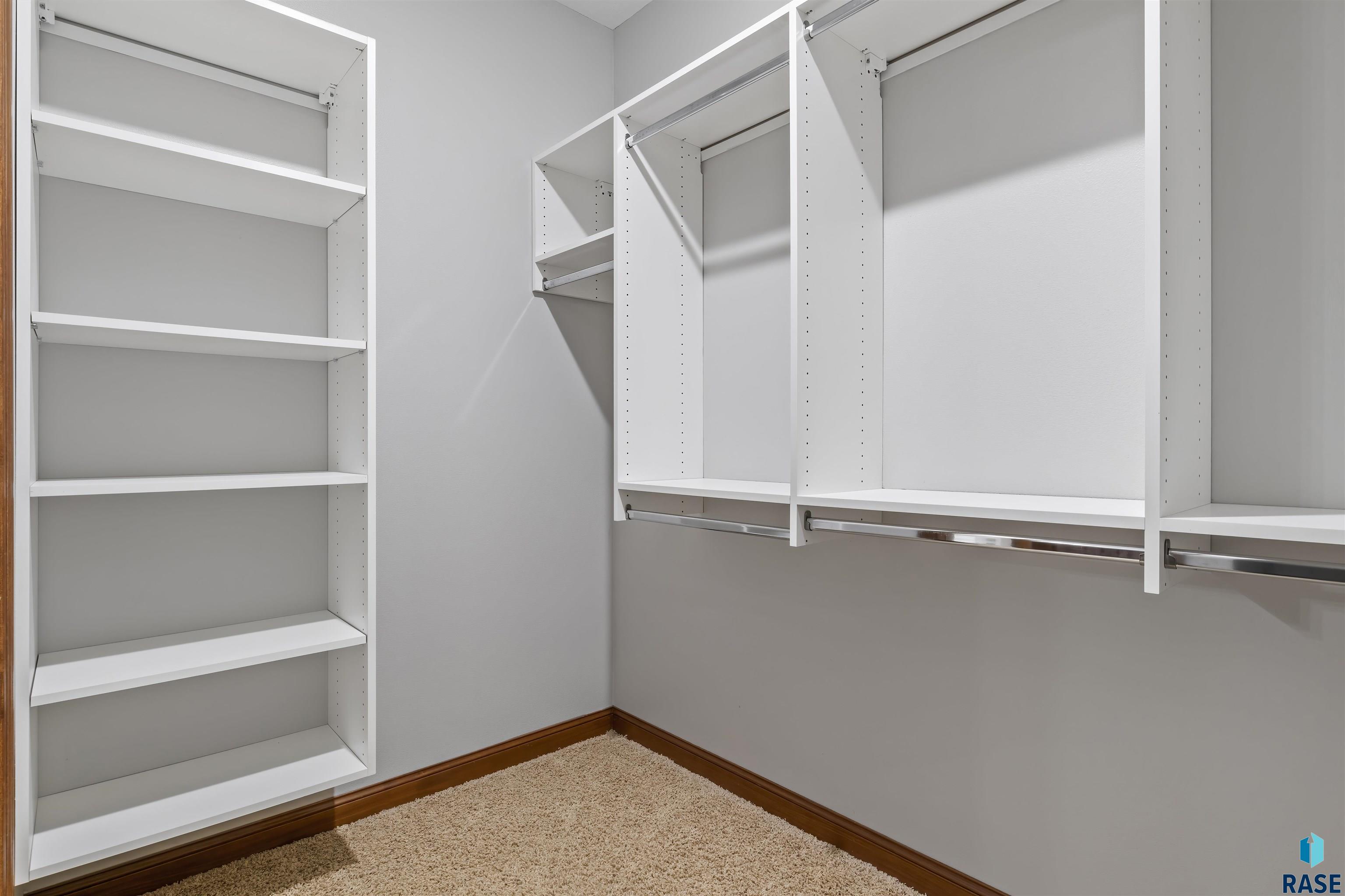 4004 W 90th St Street, Sioux Falls, South Dakota image 35