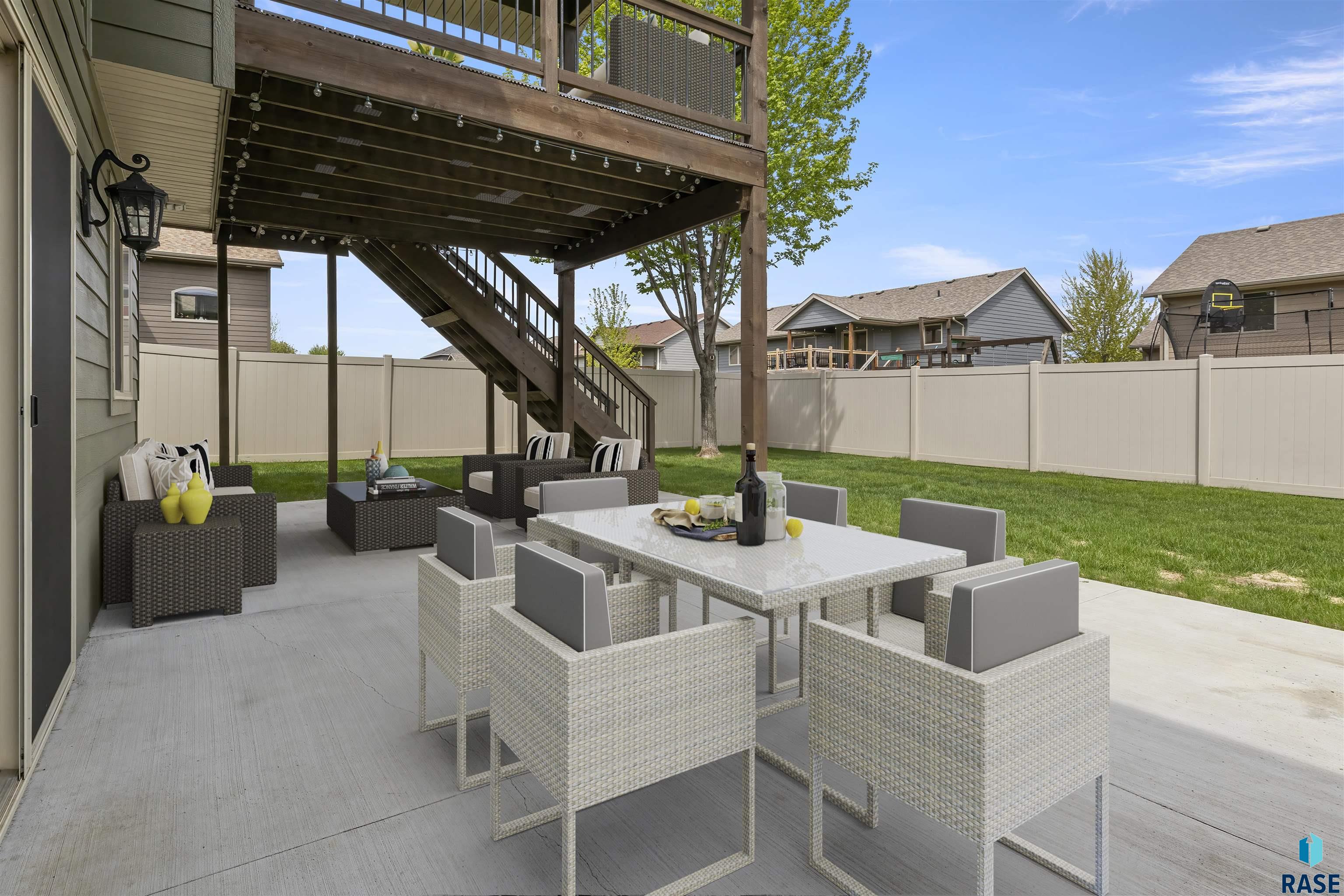 Sioux Falls, South Dakota 57108, United States, 5 Bedrooms Bedrooms, ,3 BathroomsBathrooms,Residential,Active,126773