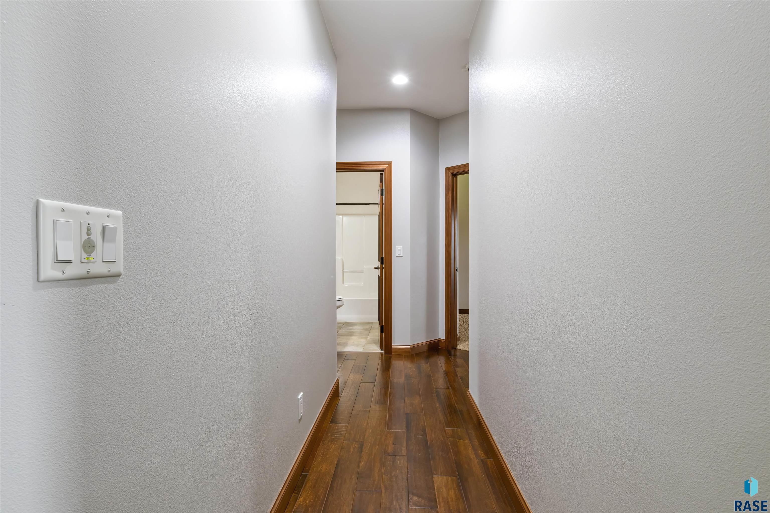 4004 W 90th St Street, Sioux Falls, South Dakota image 24