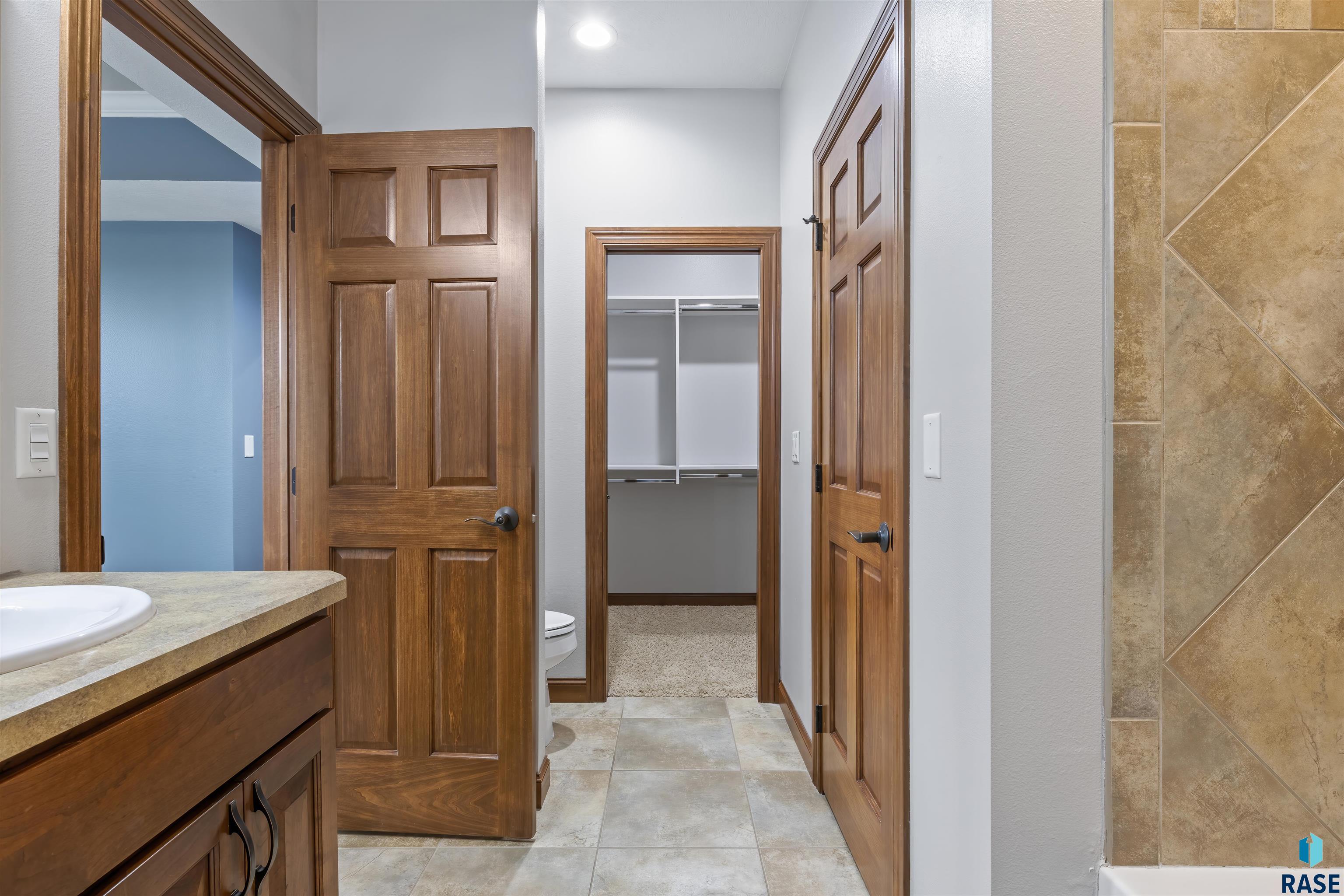 4004 W 90th St Street, Sioux Falls, South Dakota image 33