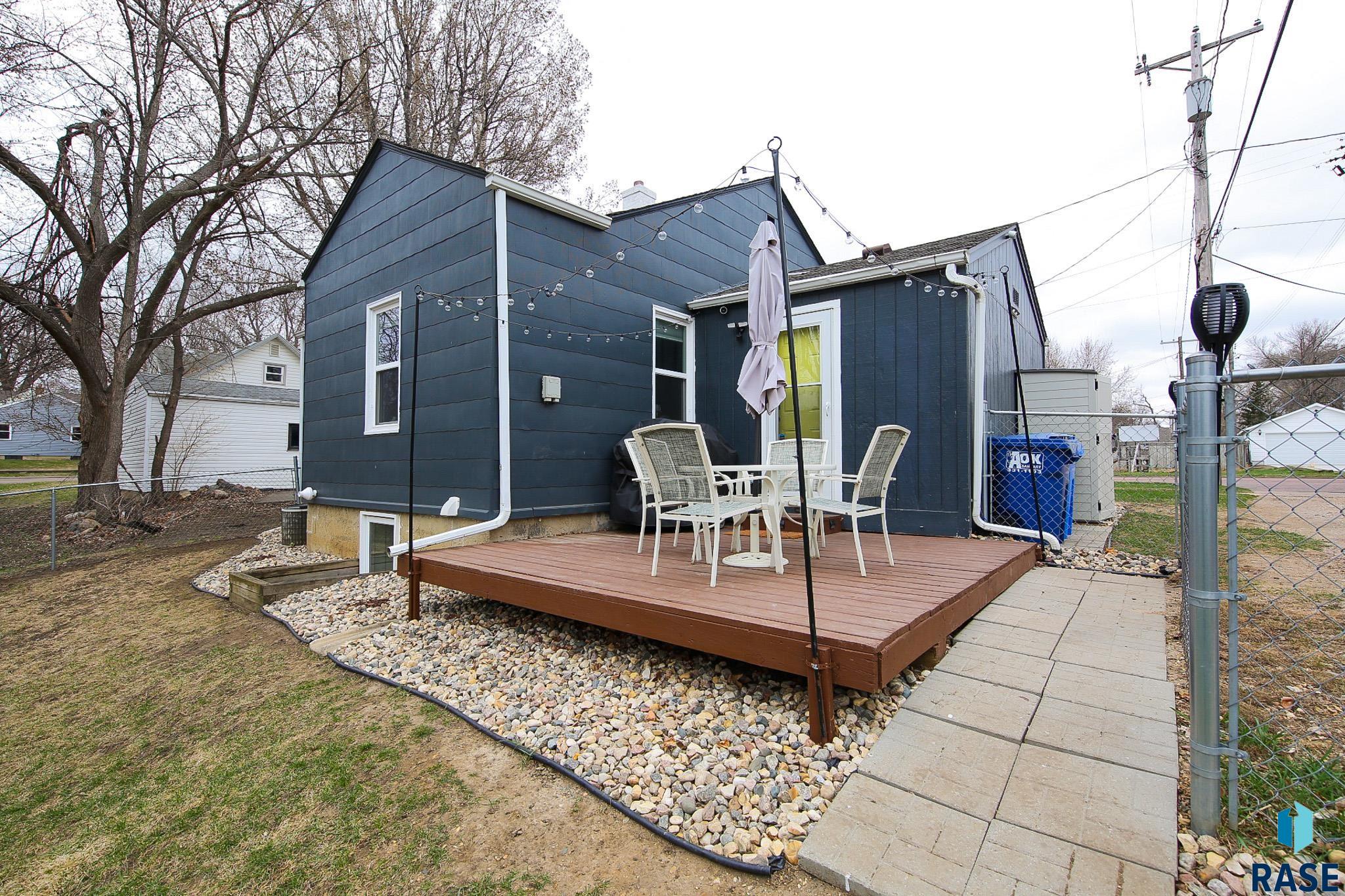 706 W 1st St Street, Sioux Falls, South Dakota image 28